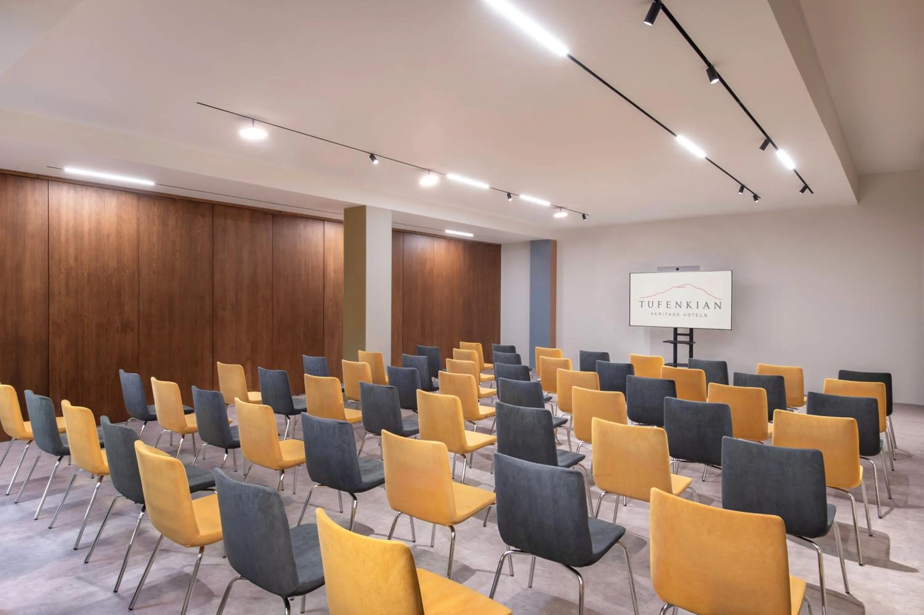 Business facilities in Tufenkian Historic Yerevan Hotel