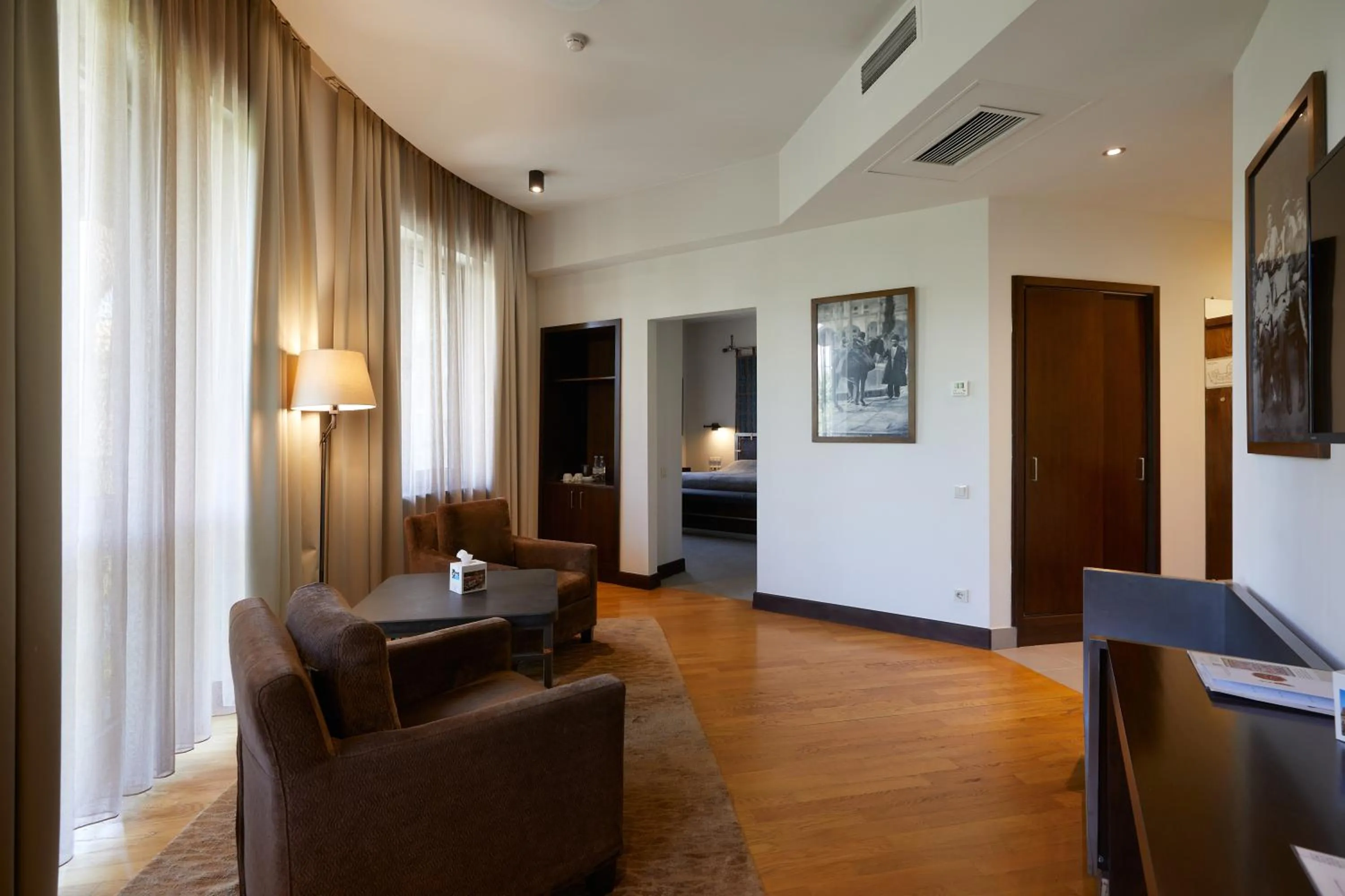 TV and multimedia in Tufenkian Historic Yerevan Hotel