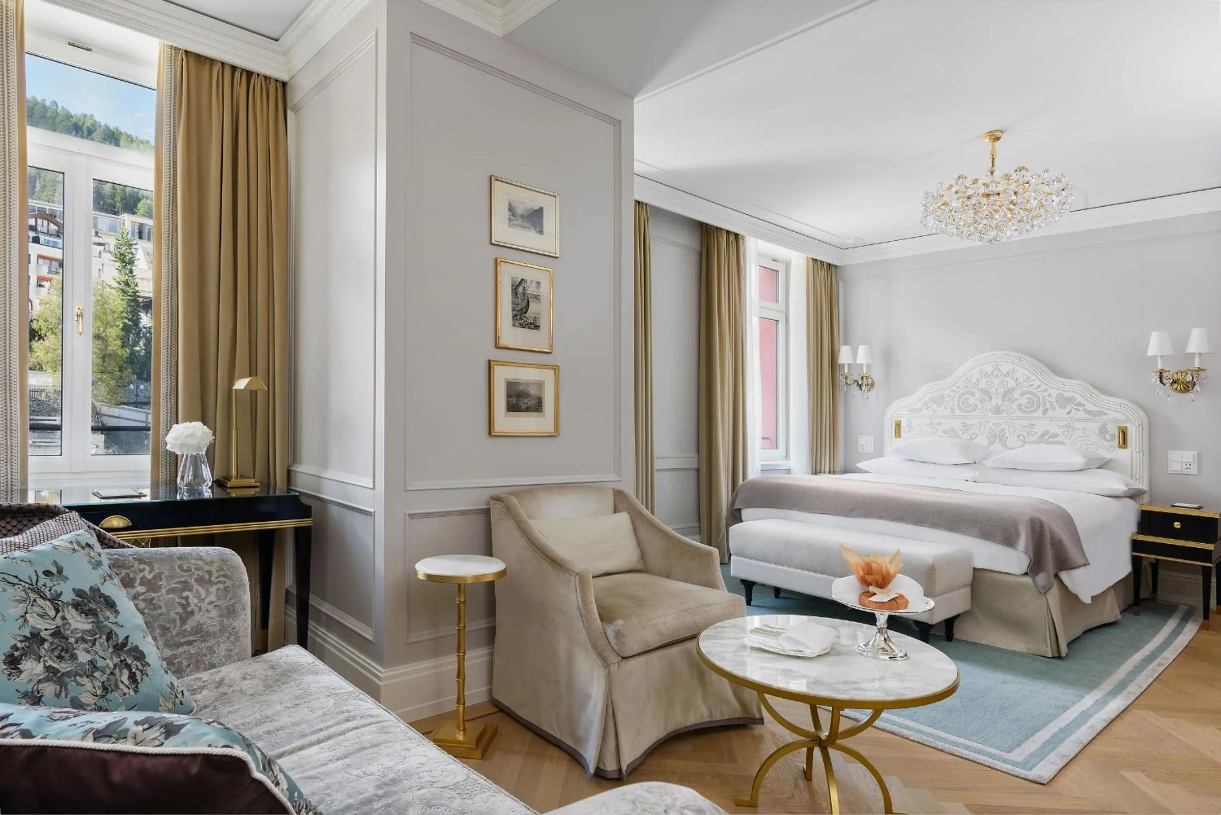 Photo of the whole room, Bed in Badrutt's Palace Hotel St Moritz
