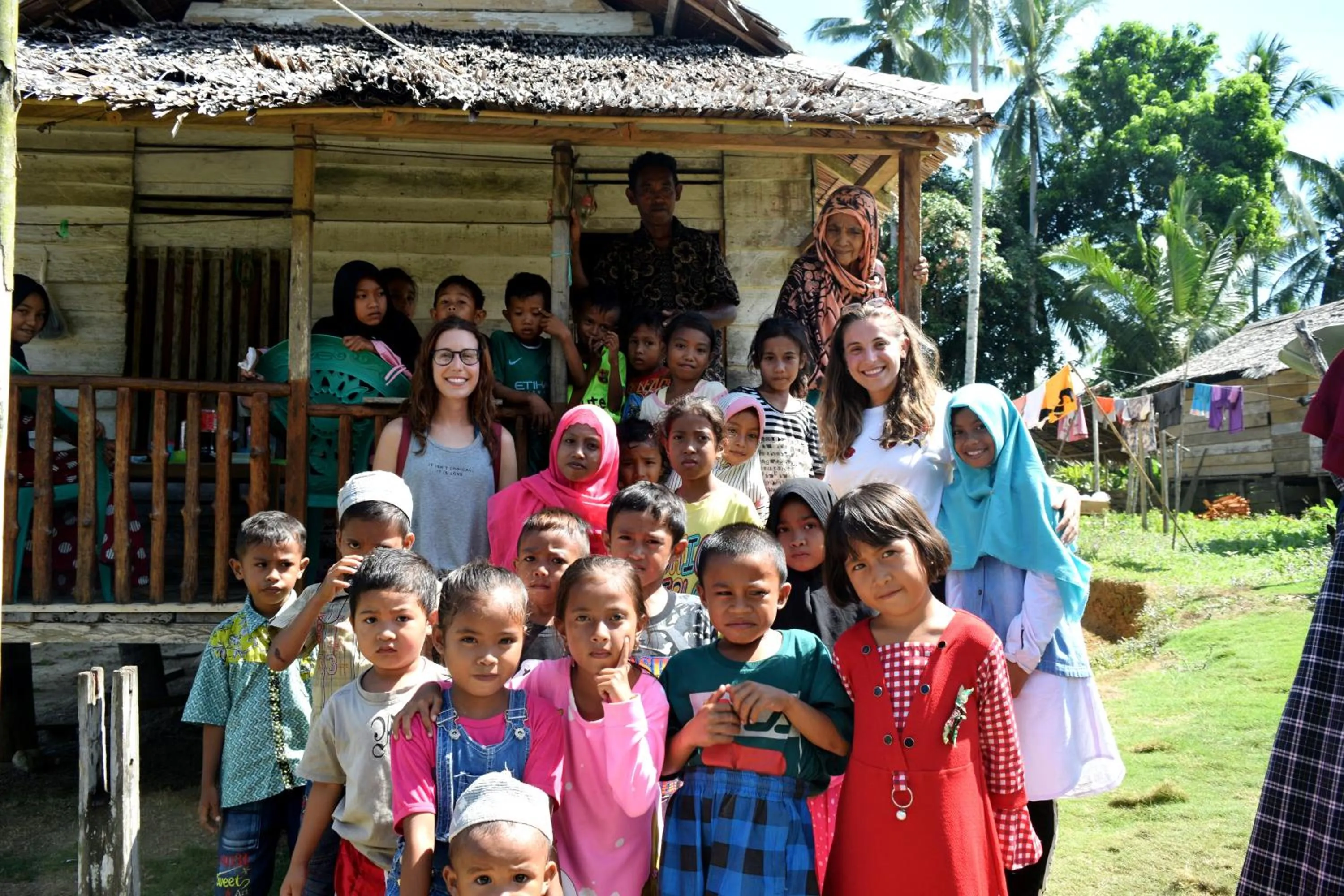 Tanjung Kalemo Resort
