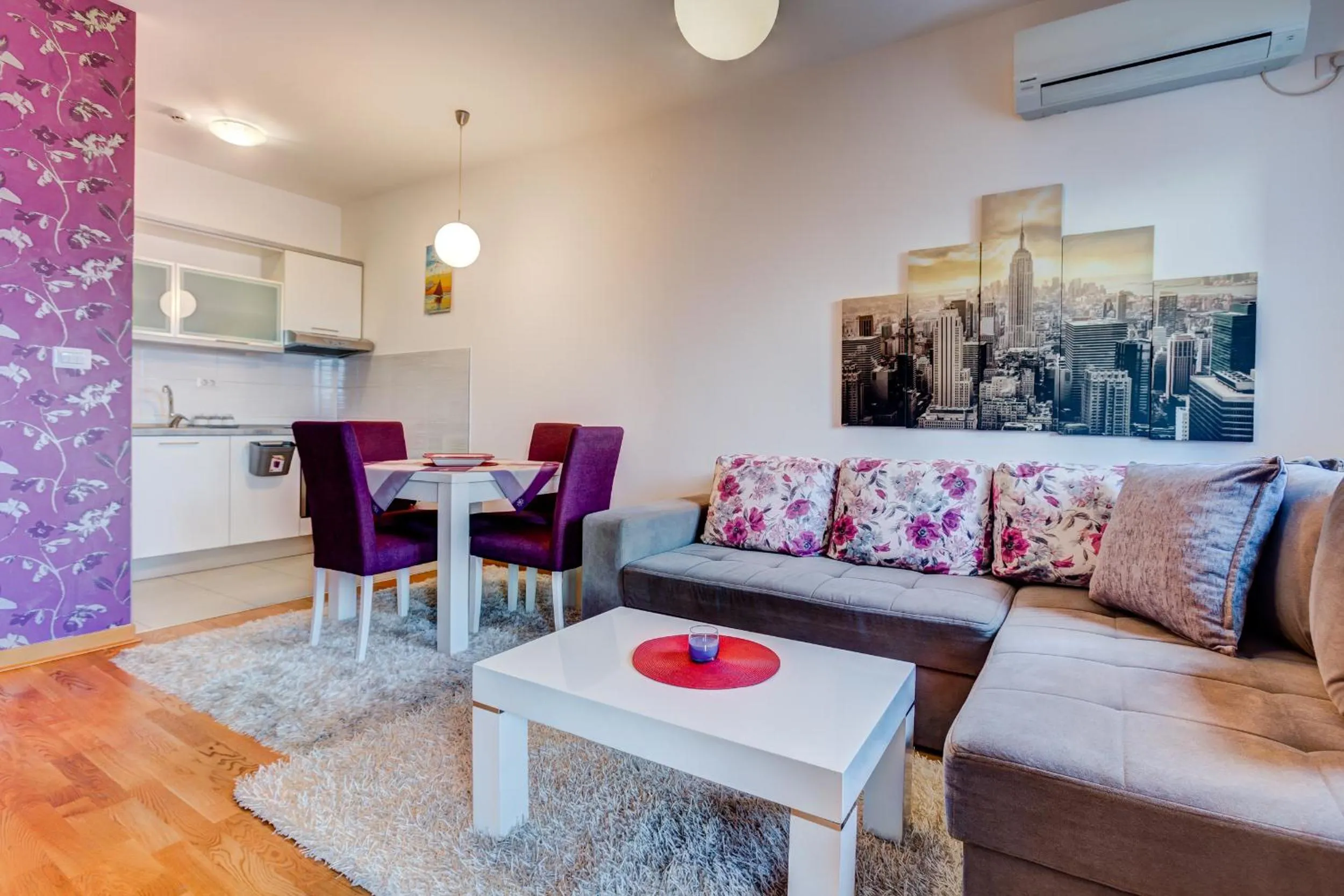 Eureka Apartment