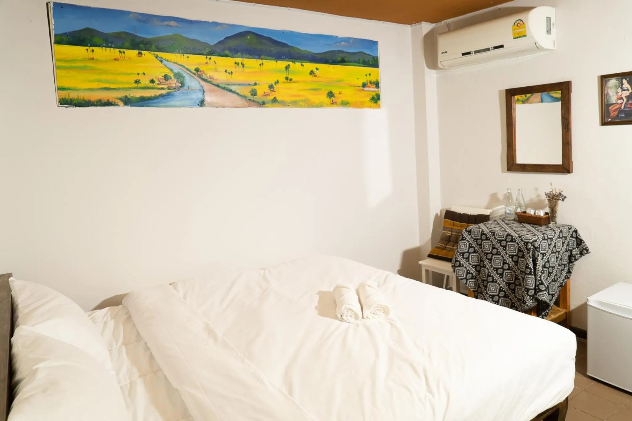 Bed in Past Tense Hostel