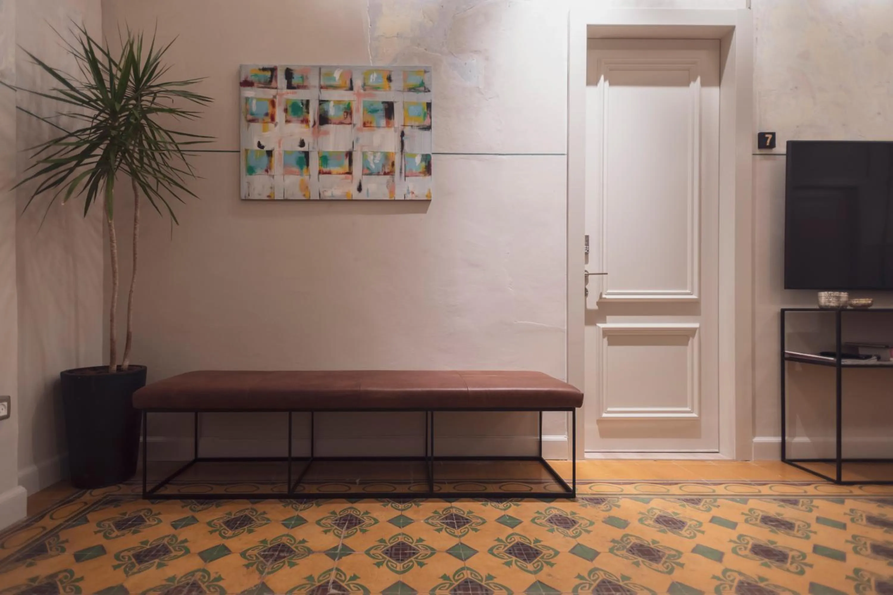 Communal lounge/ TV room in Jojo TLV