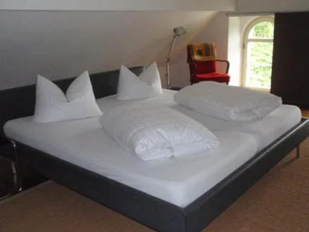 Bed in Schloss Brunnegg