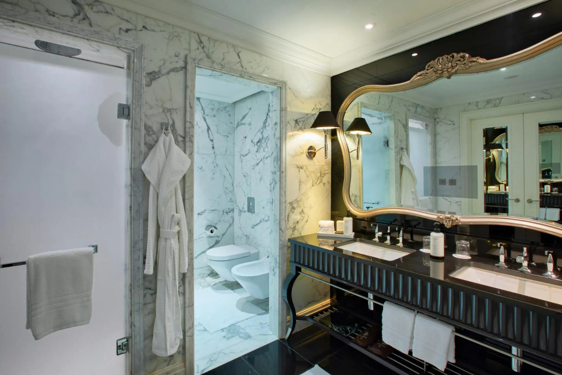 Shower in Four Seasons Hotel Baku