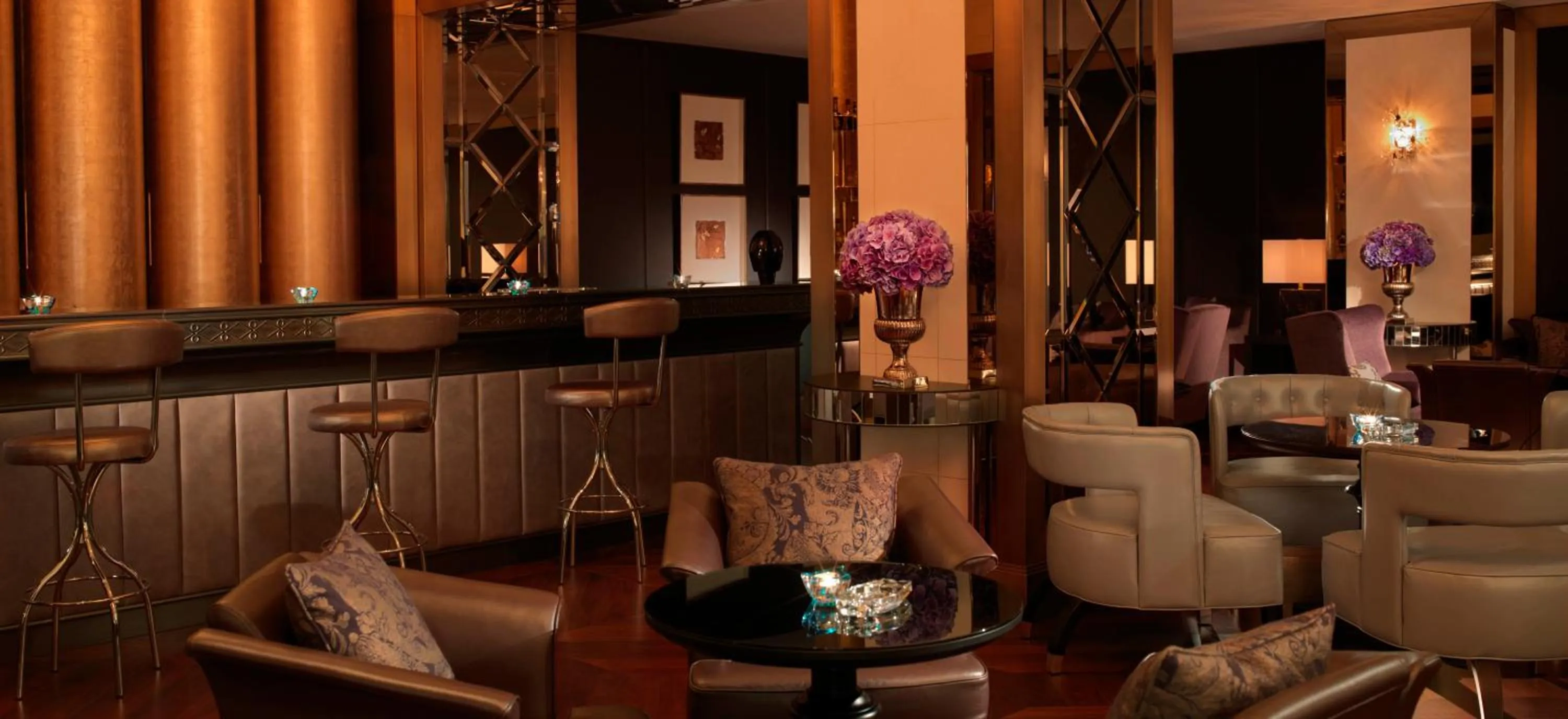 Lounge or bar in Four Seasons Hotel Baku