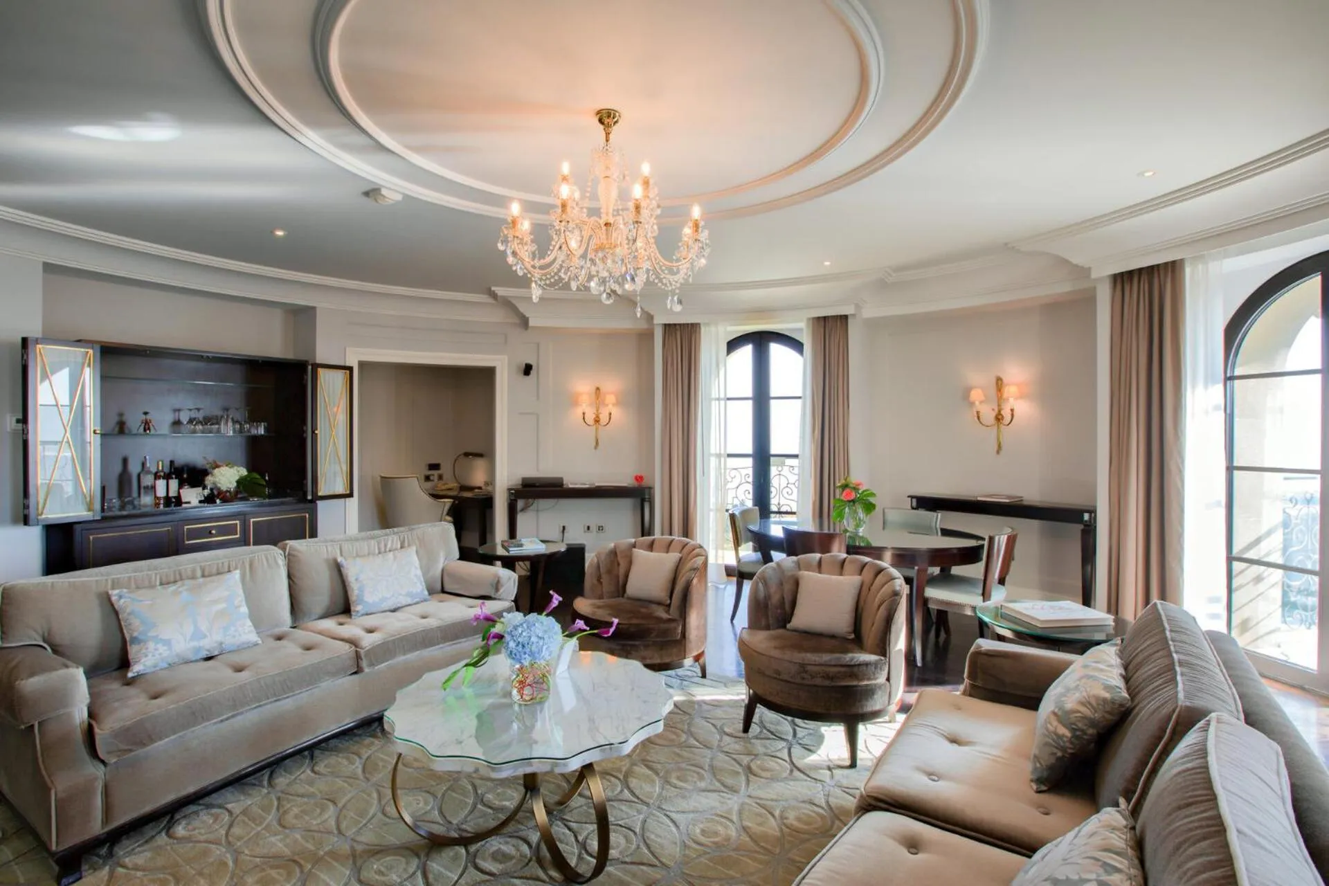 Living room in Four Seasons Hotel Baku