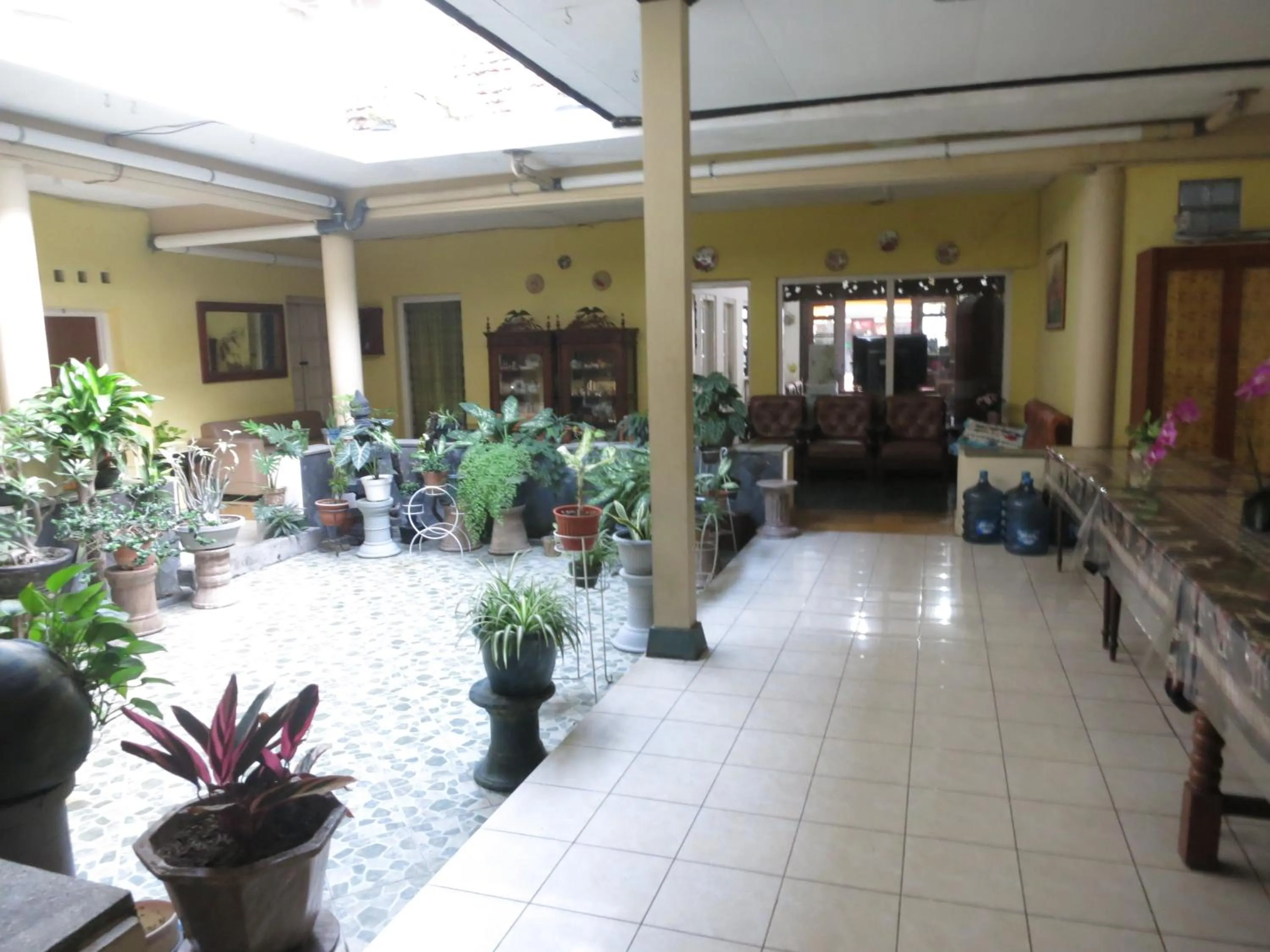 Children play ground in Prayogo Lama Family GH Prawirotaman