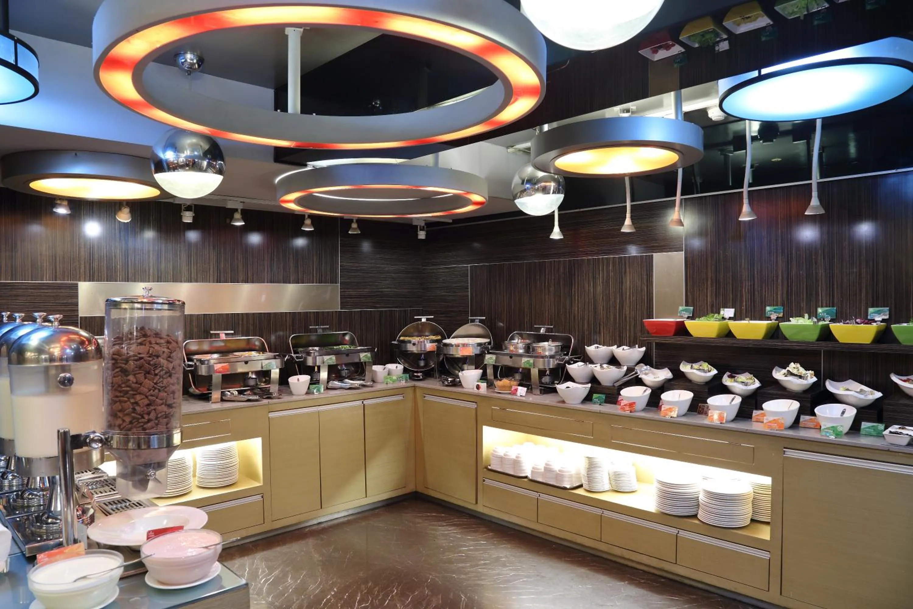 Breakfast in In One City Inn