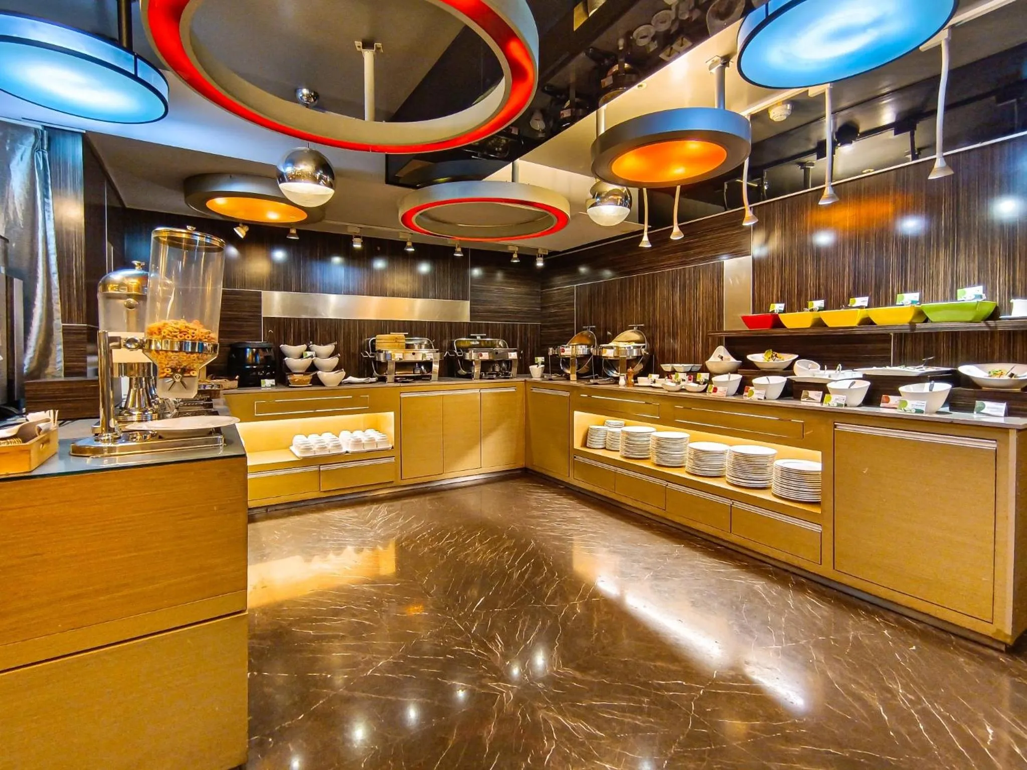 Buffet breakfast in In One City Inn