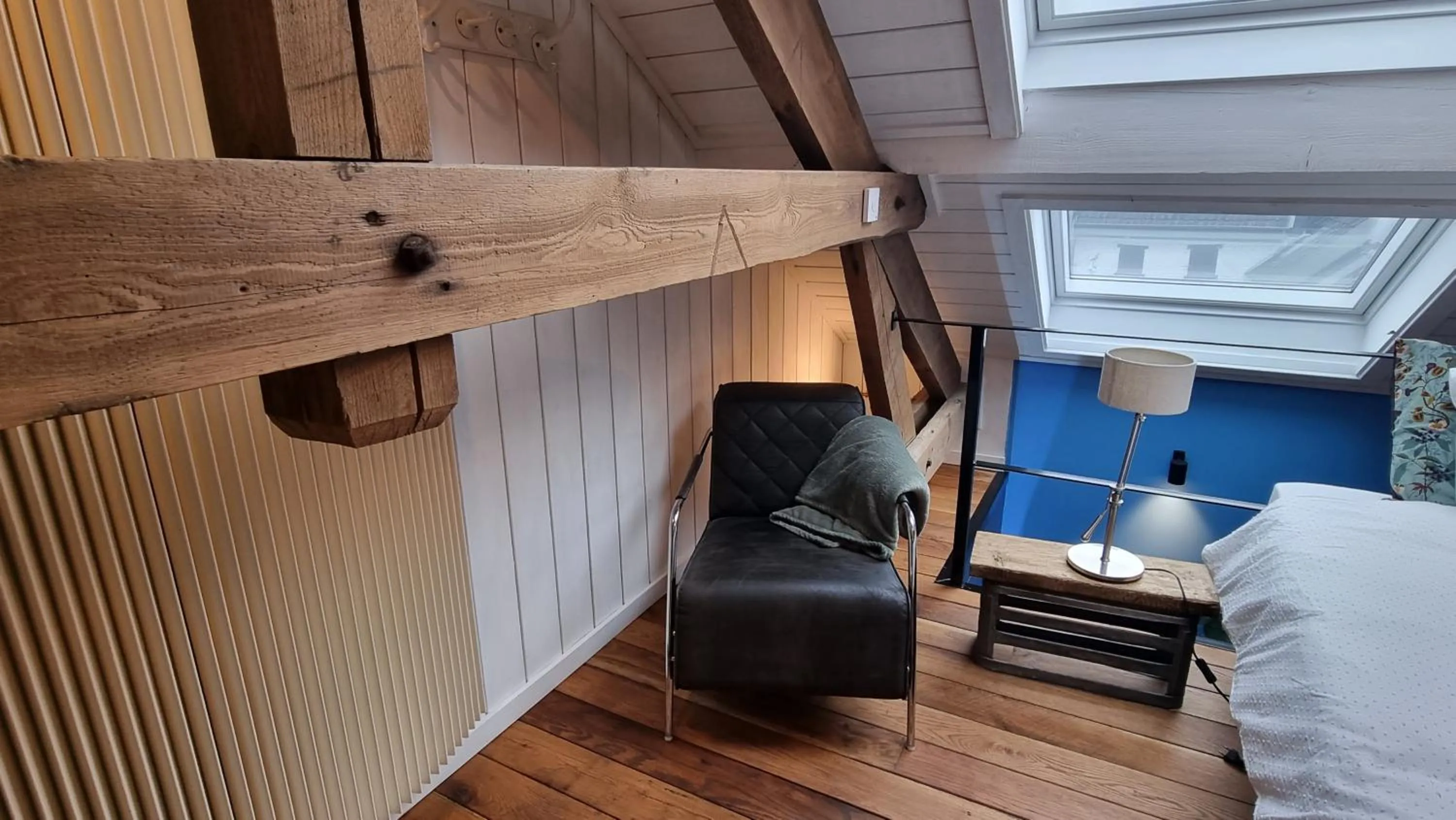 Bed in Een vleugje wellness in de Voerstreek - Bed & Brocante Onder de Poort