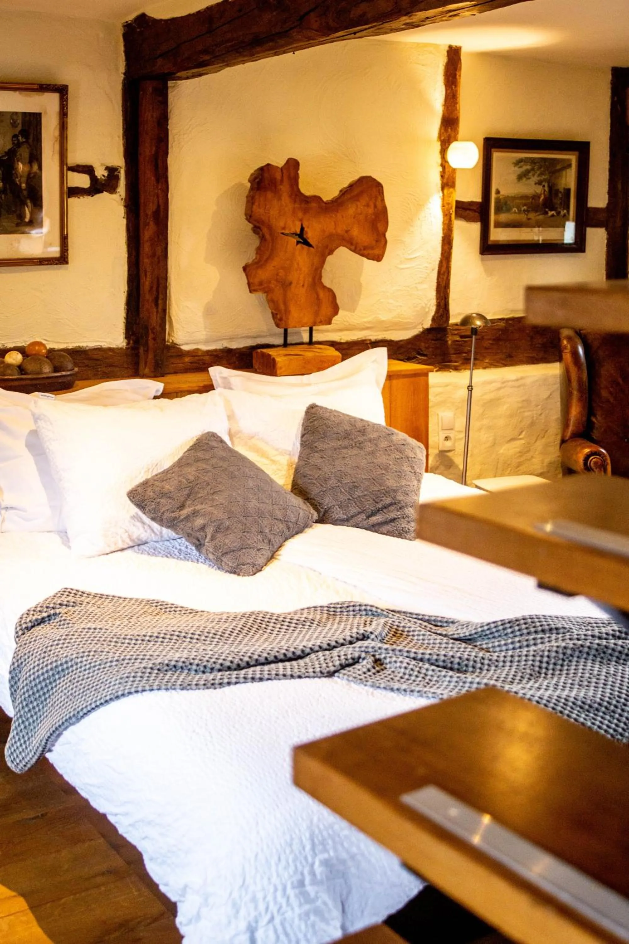 Bed in Een vleugje wellness in de Voerstreek - Bed & Brocante Onder de Poort