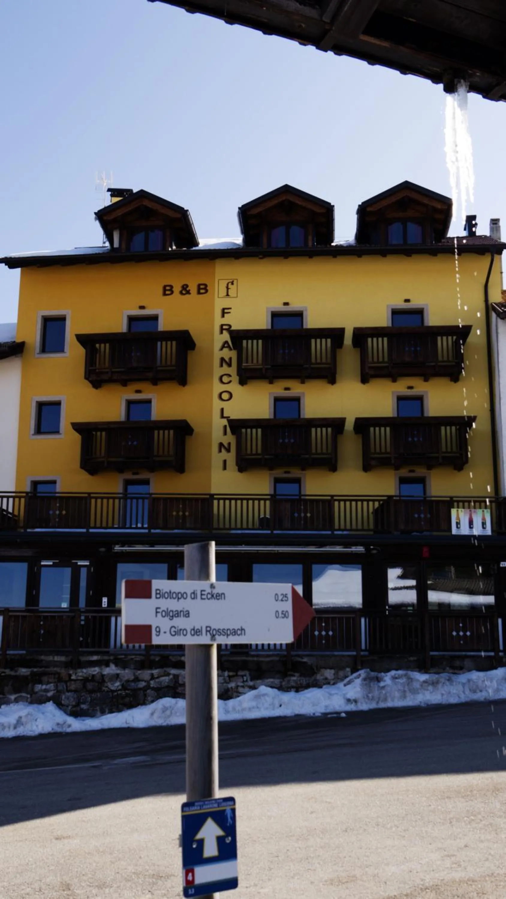 Property building in Hotel B&B Francolini