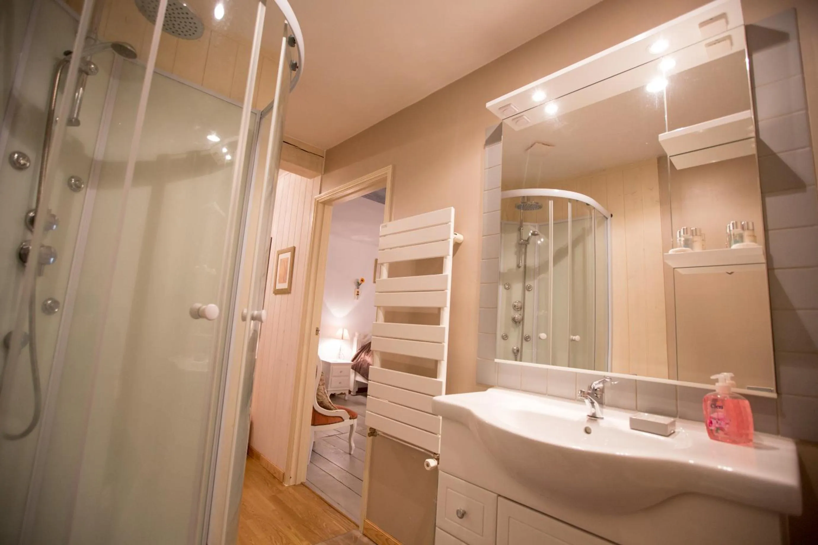 La Maison Des Fleurs