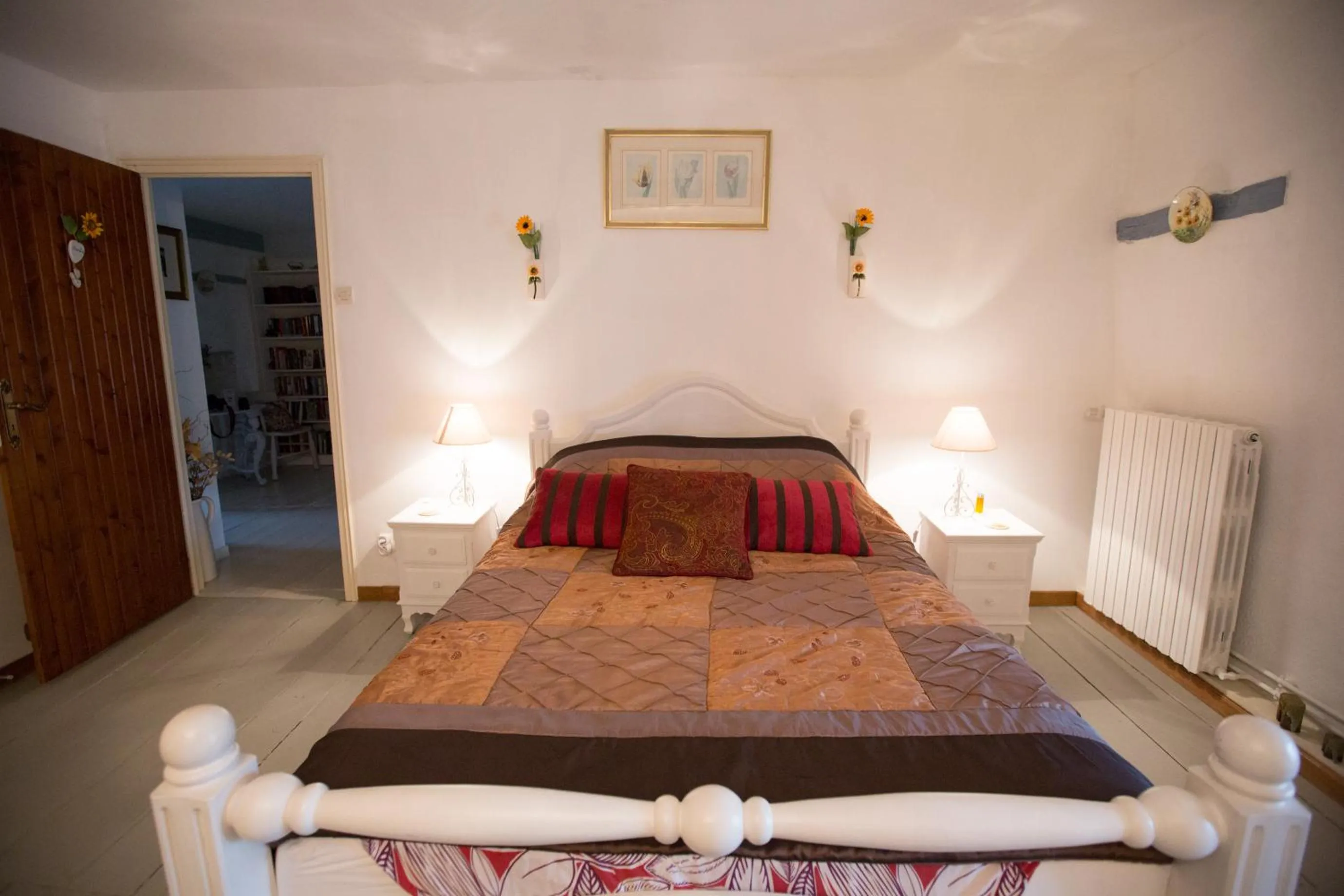 Bed in La Maison Des Fleurs