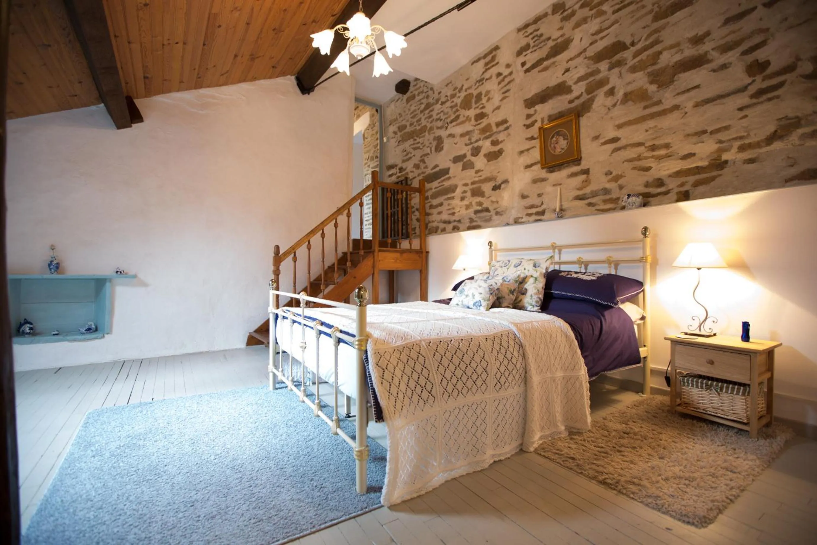 Bed in La Maison Des Fleurs