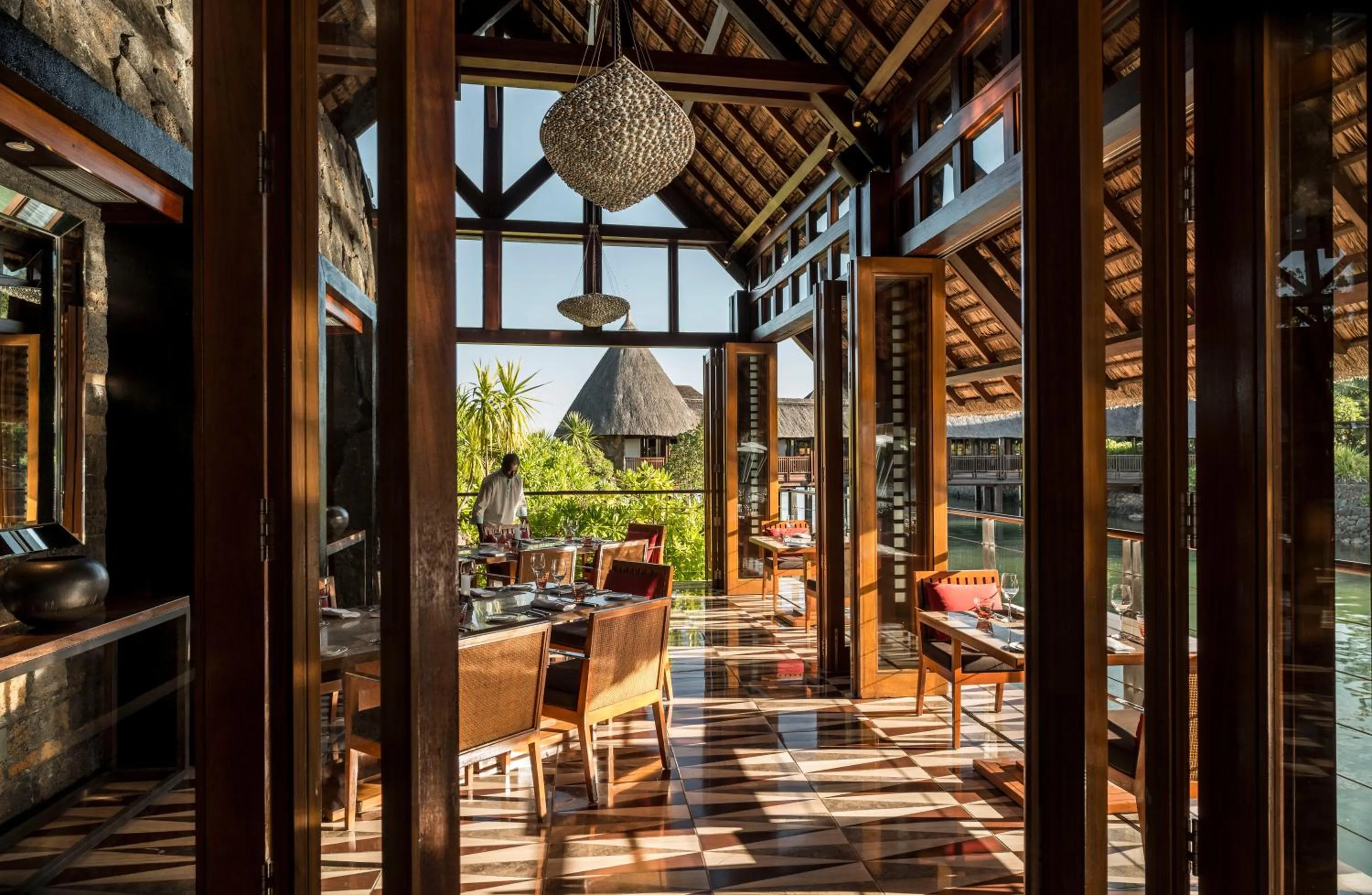 Restaurant/places to eat in Four Seasons Resort Mauritius at Anahita