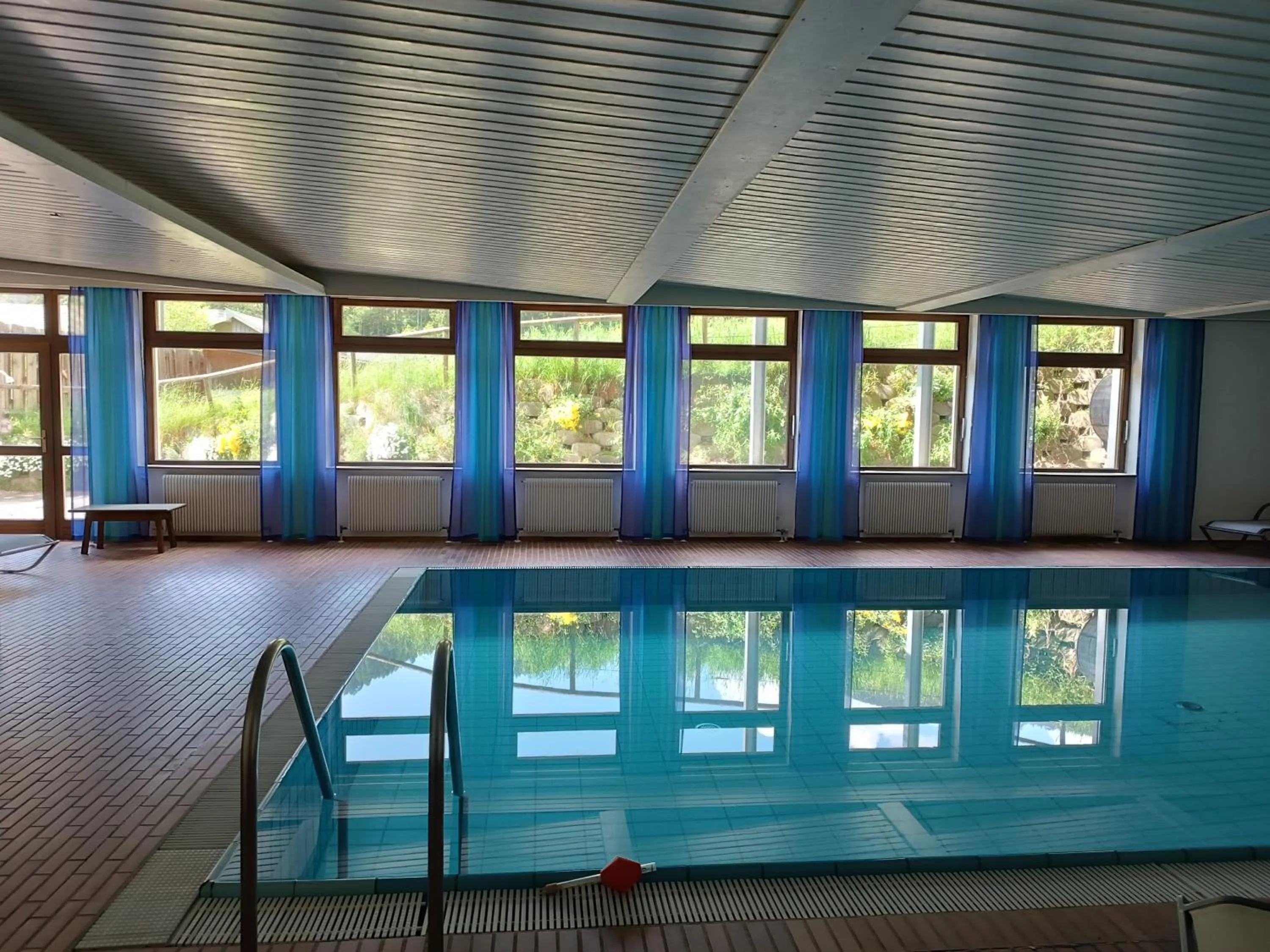 Swimming pool in Sporthotel Rasen