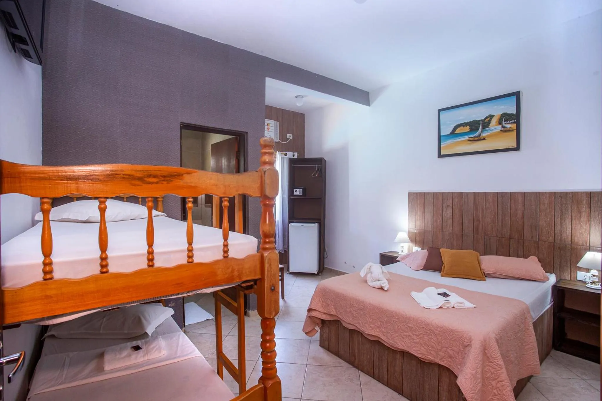 Photo of the whole room, Bed in Pousada Castelinho