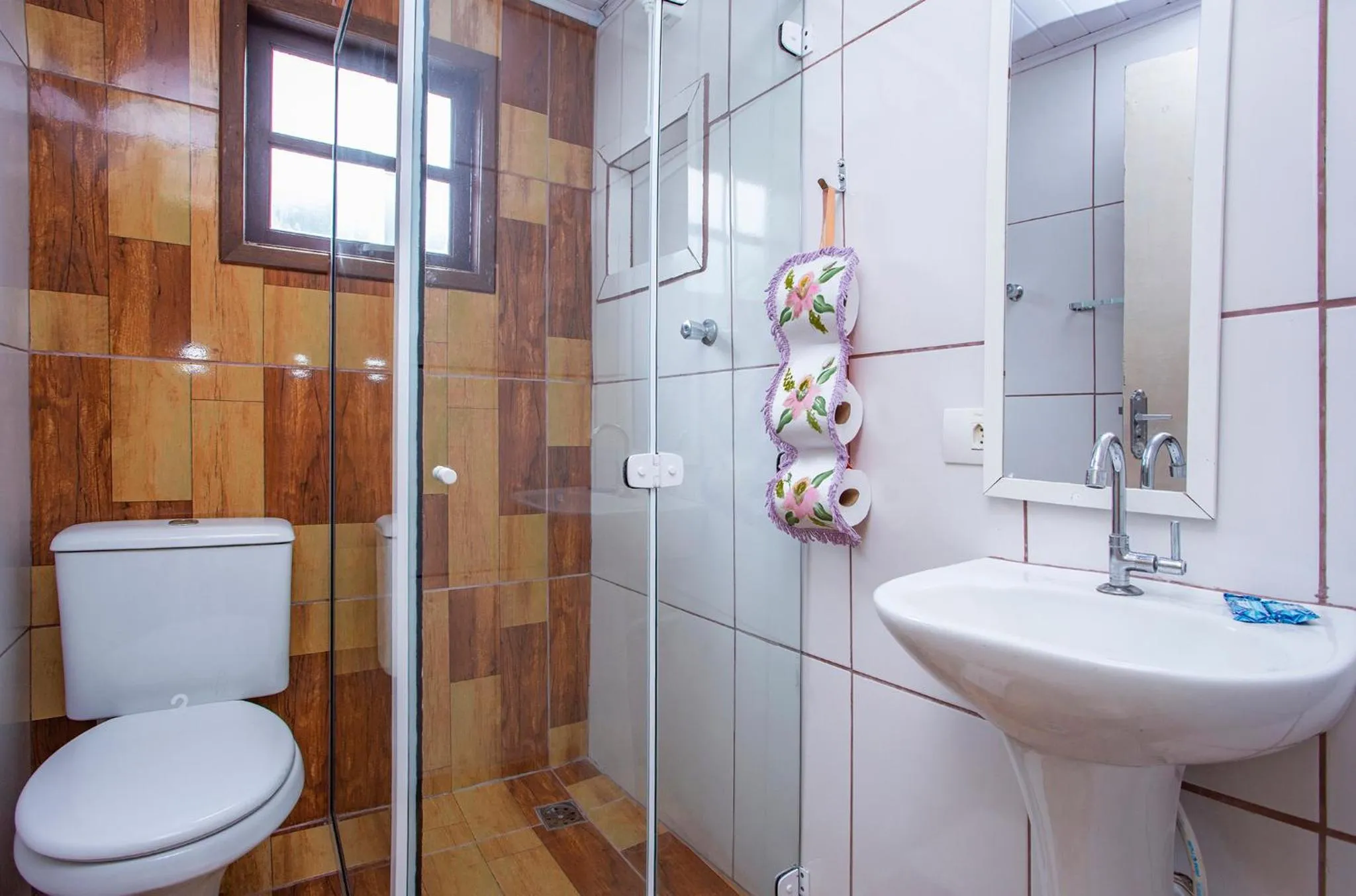 Bathroom in Pousada Castelinho