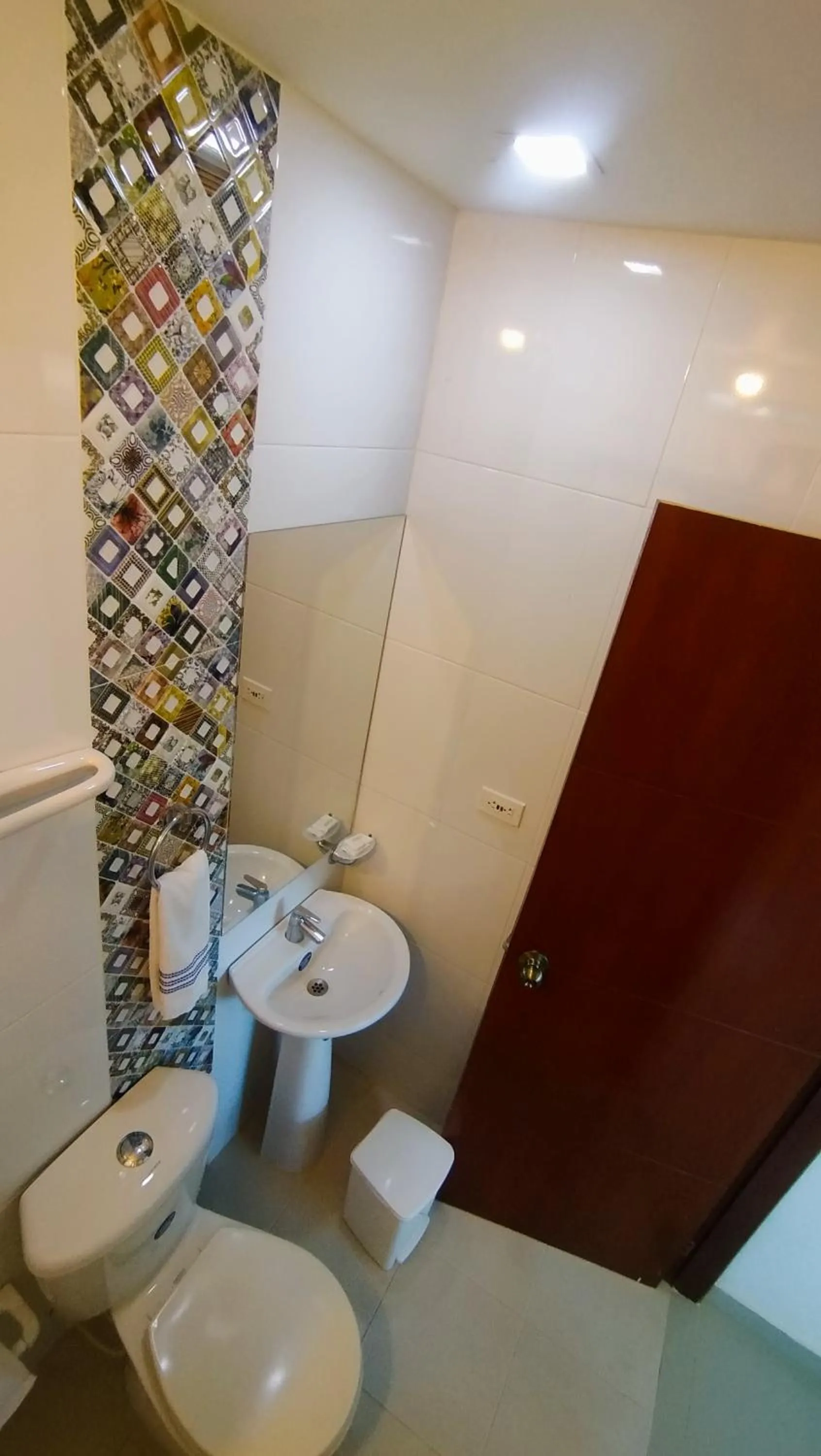 Shower in Casa Luna Hotel