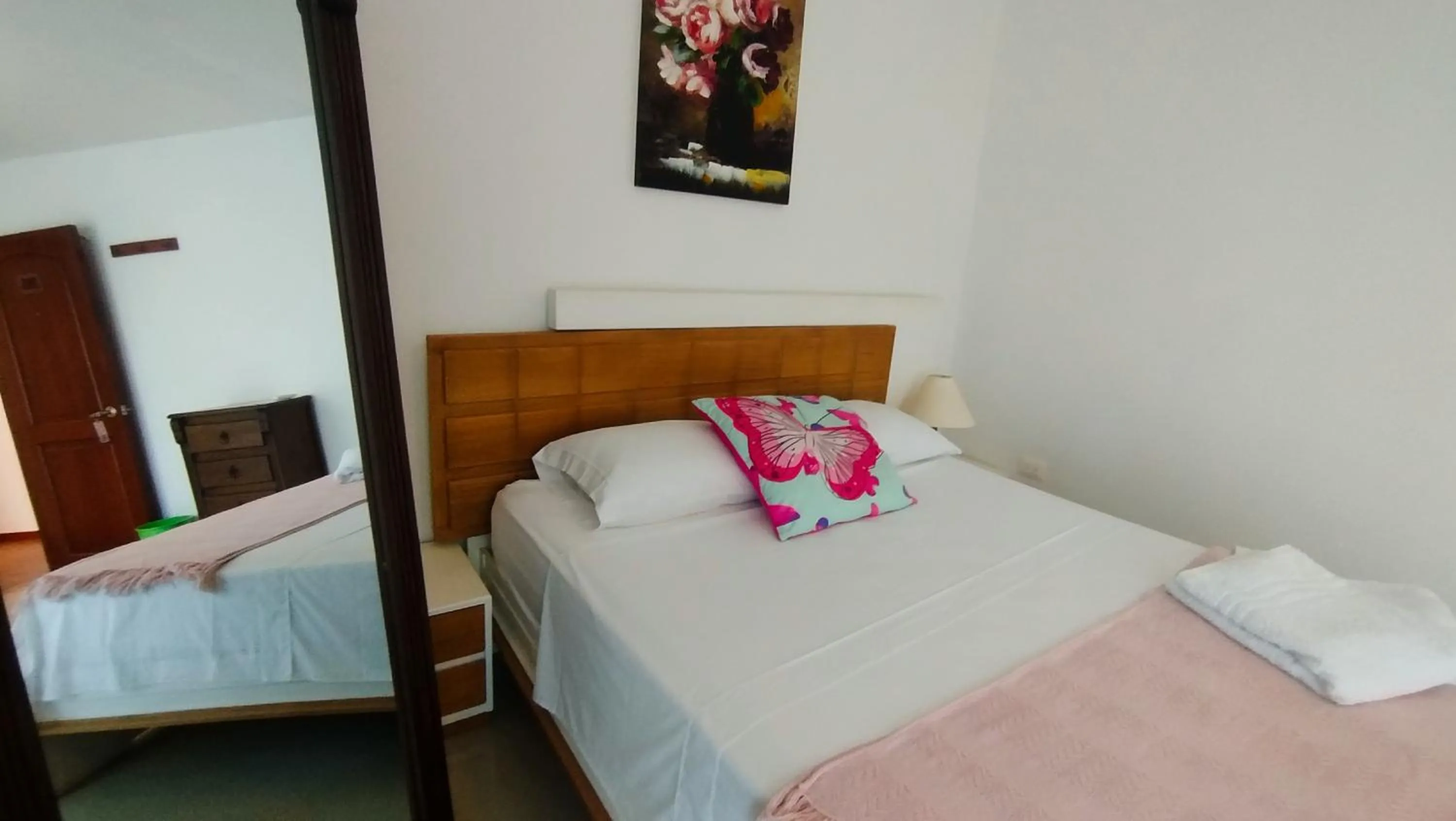 Bed in Casa Luna Hotel