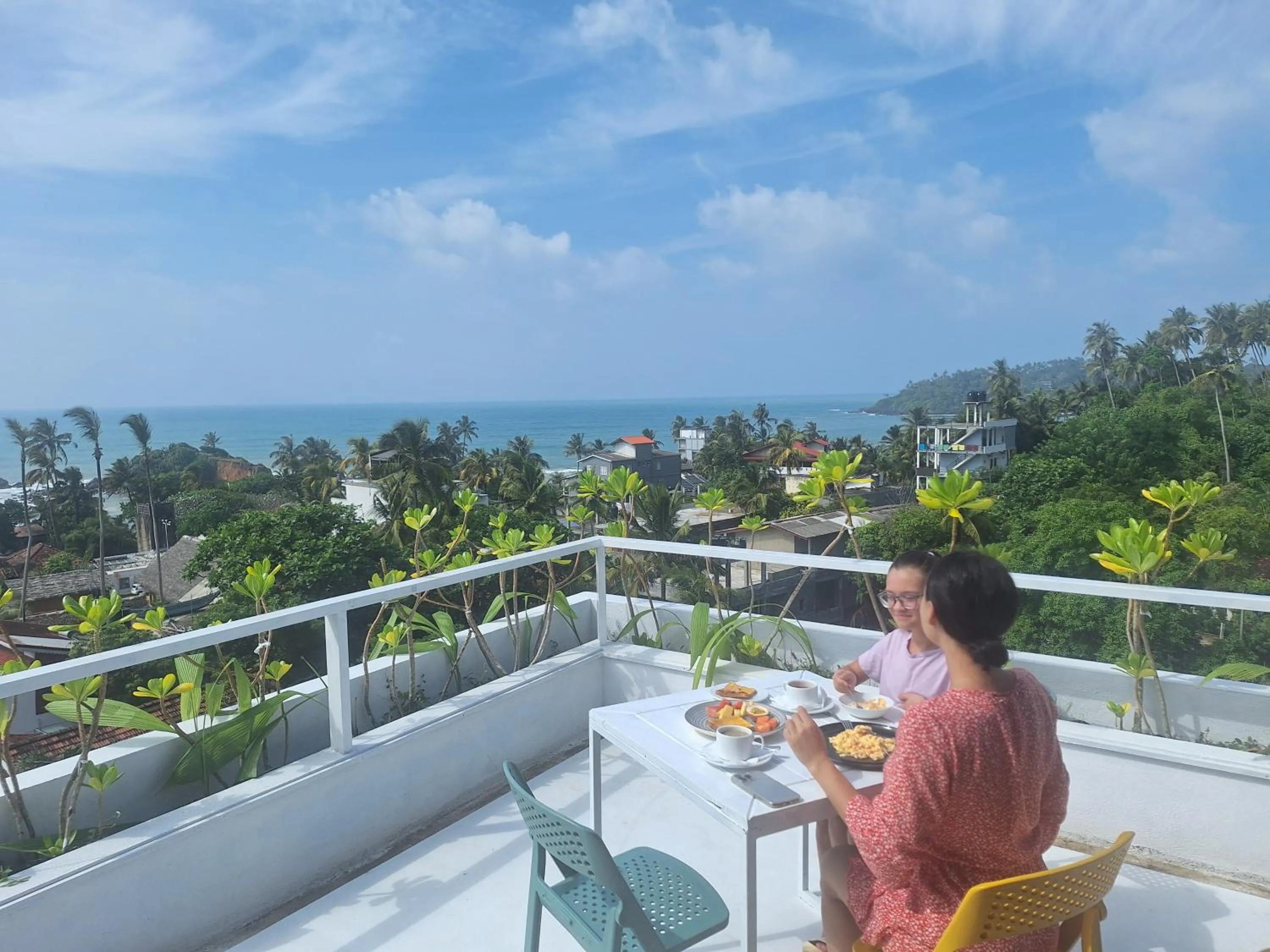 Restaurant/places to eat in X Mirissa