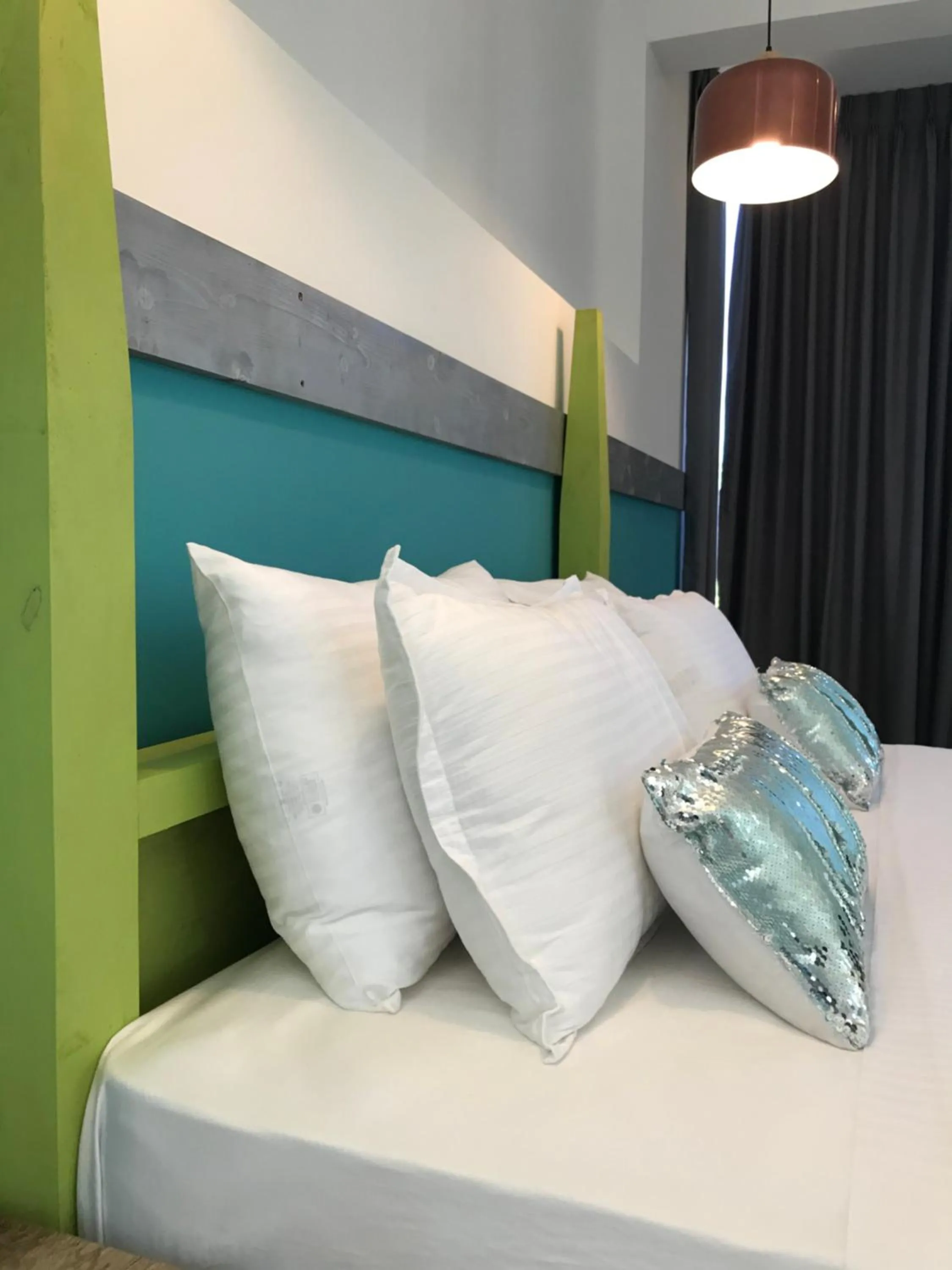 Bed in X Mirissa