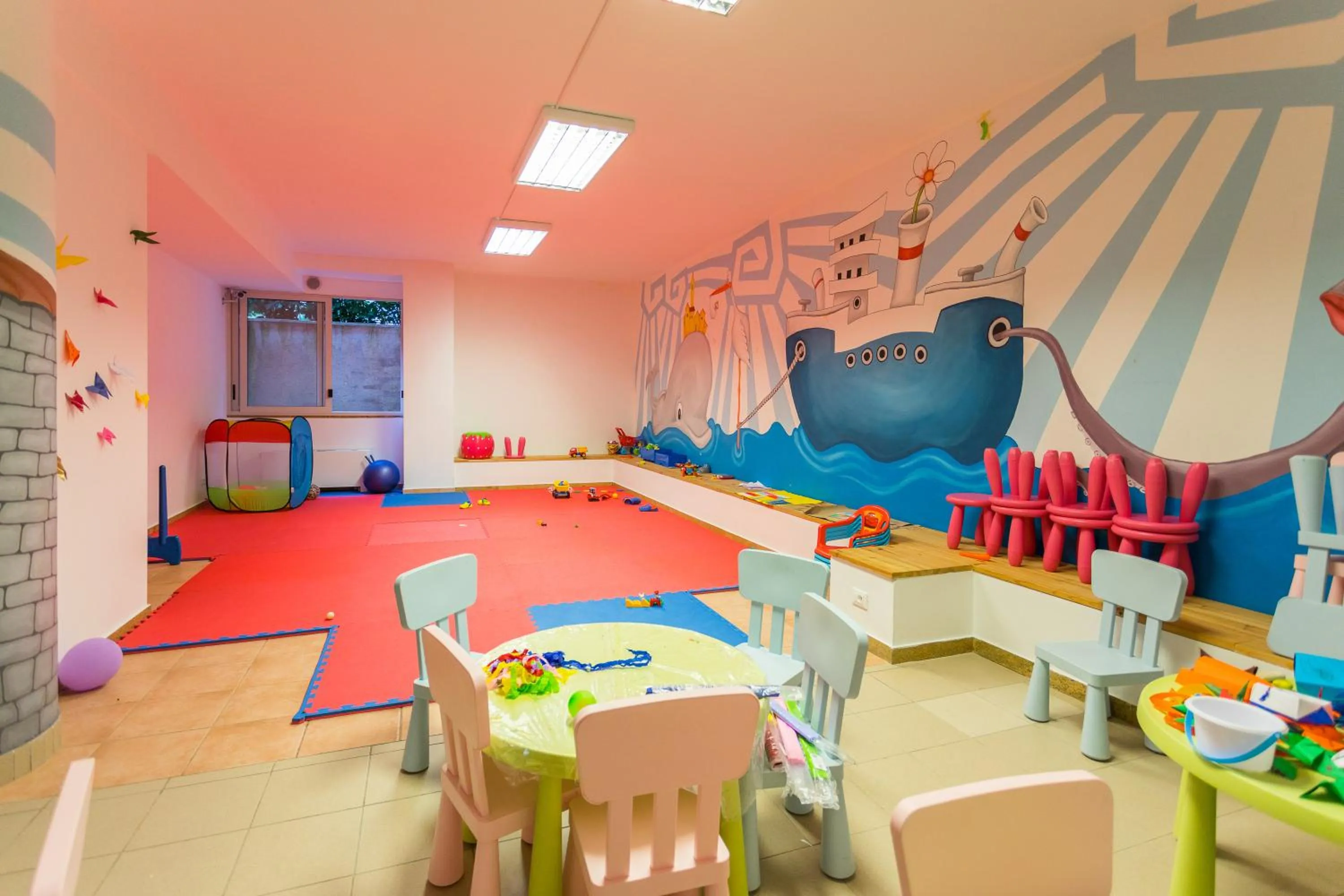 Children play ground in Residence Superior Del Mar