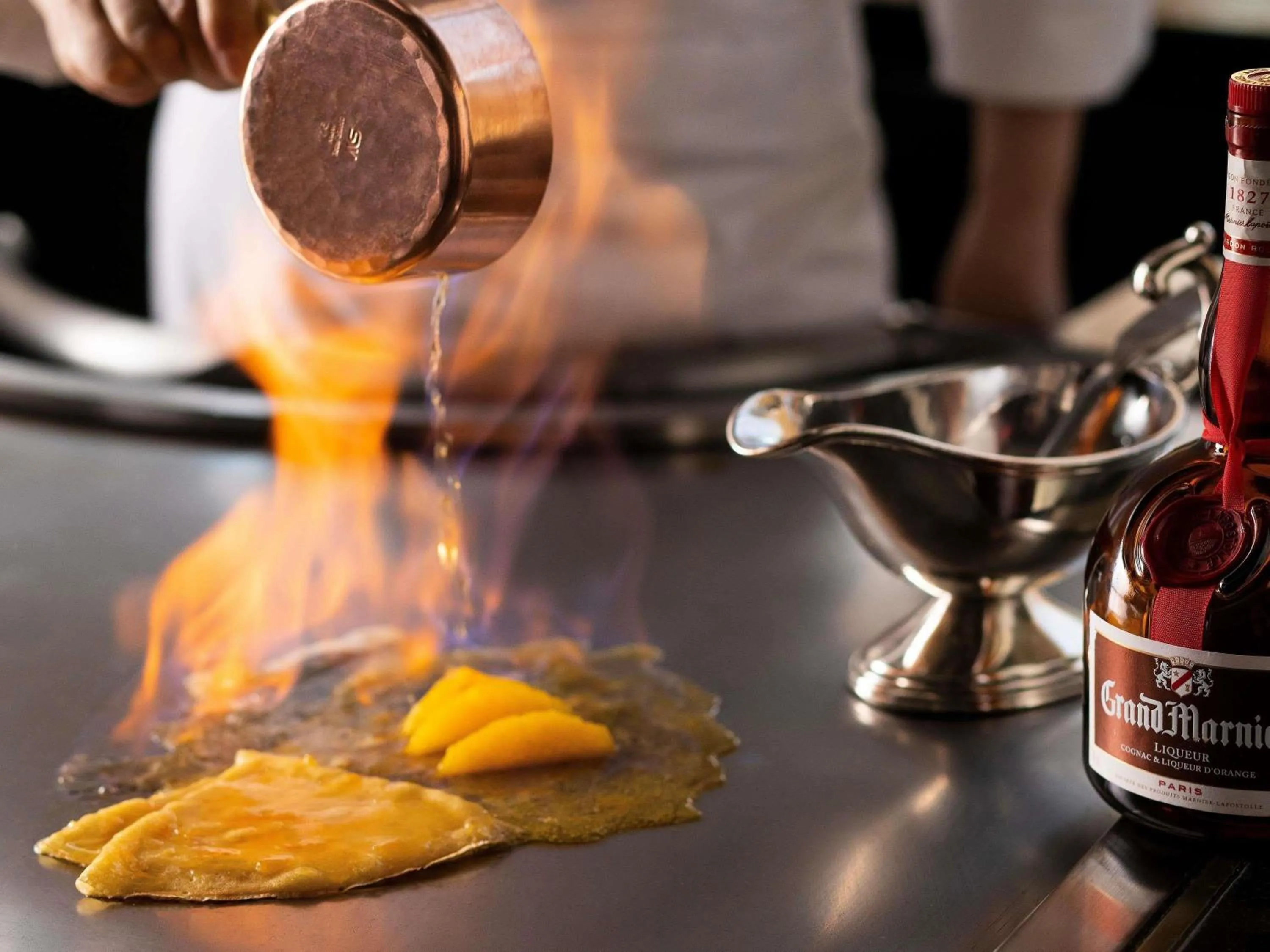 Restaurant/places to eat in Swissotel Nankai Osaka