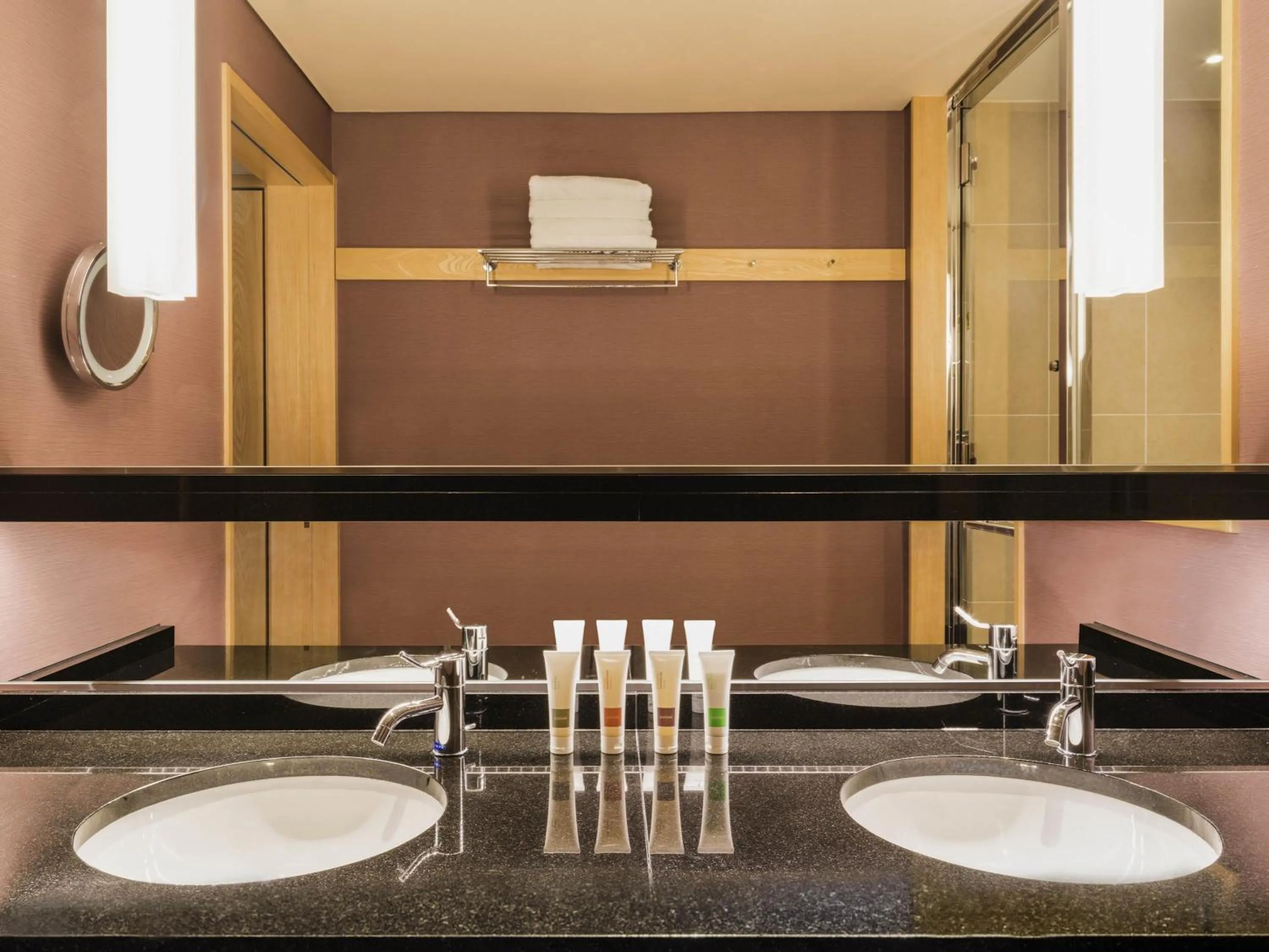 Bedroom in Swissotel Nankai Osaka