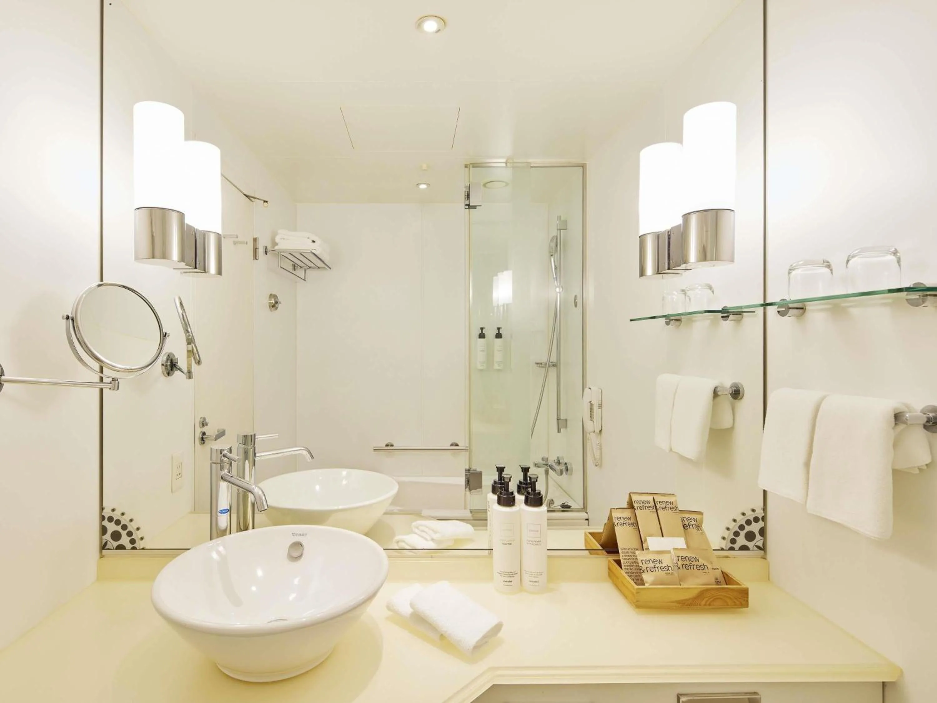 Bedroom in Swissotel Nankai Osaka