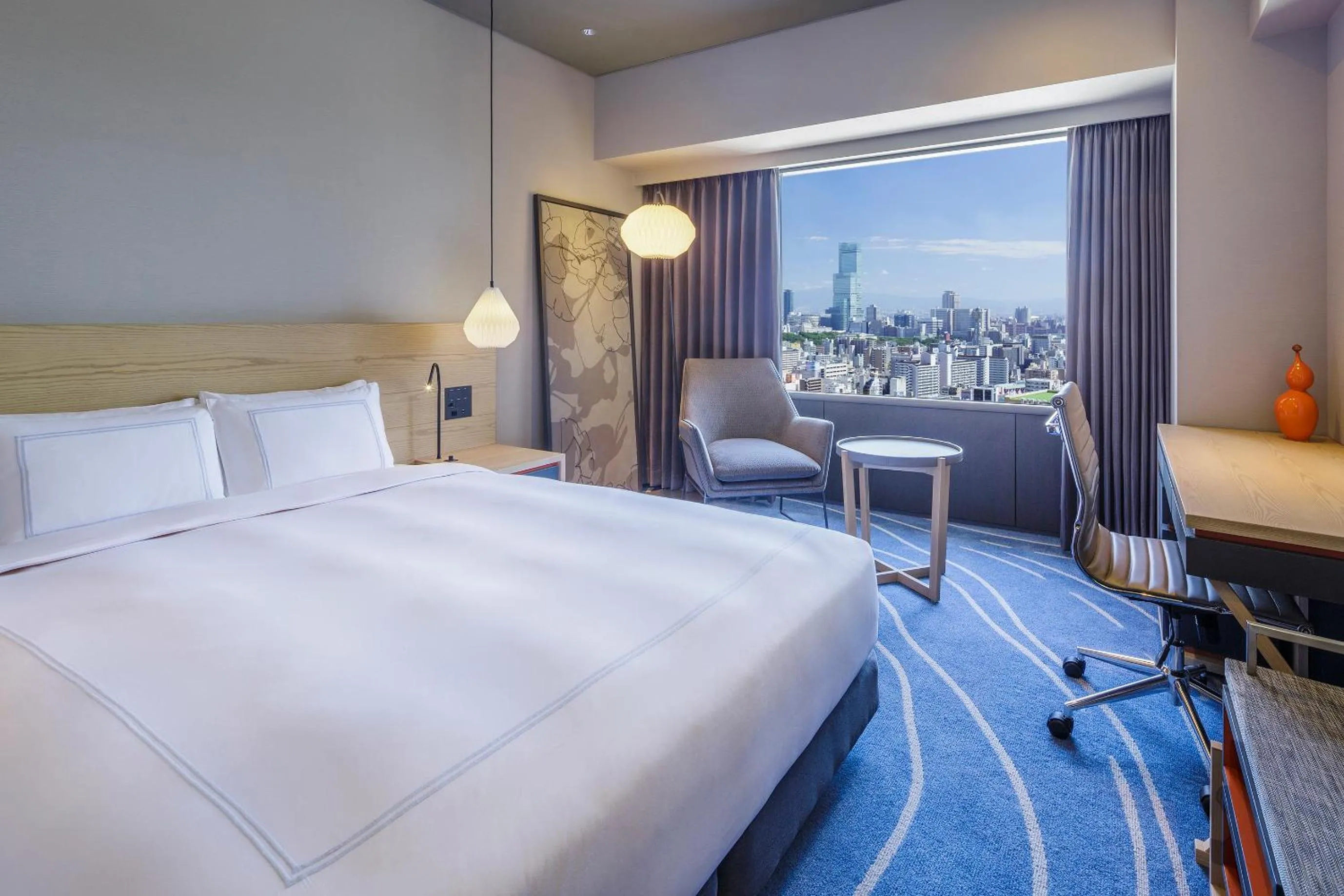 Bed in Swissotel Nankai Osaka