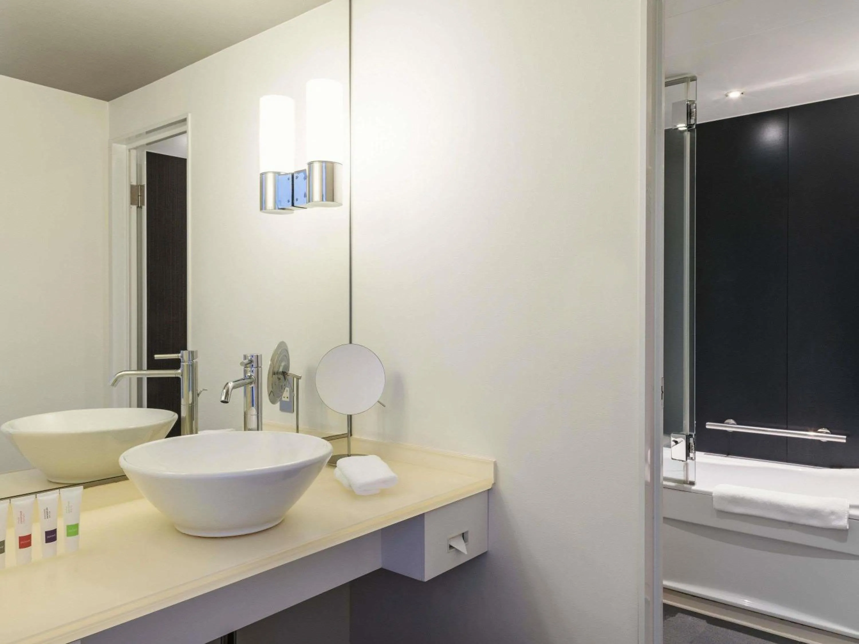 Bedroom in Swissotel Nankai Osaka