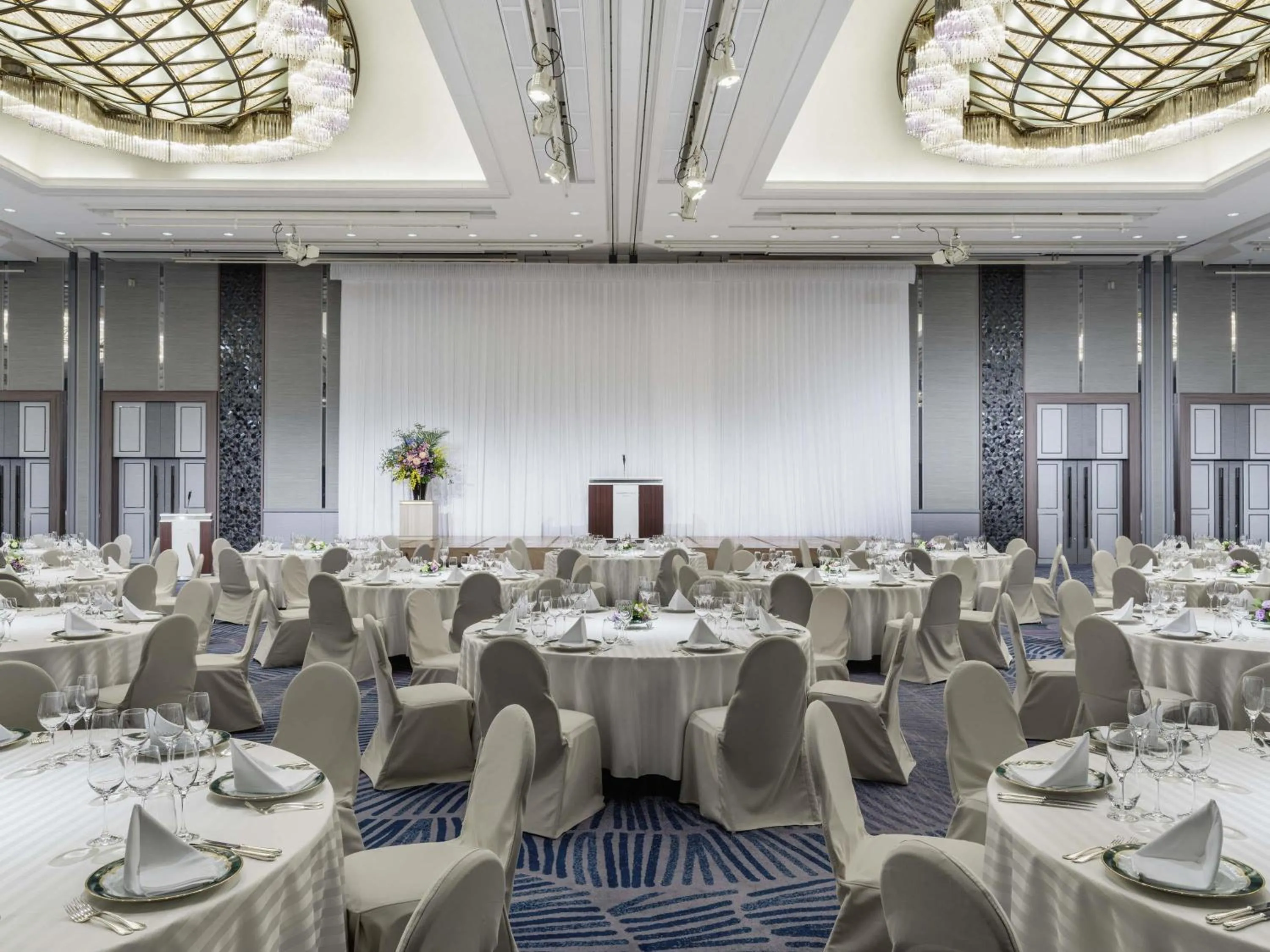 Business facilities in Swissotel Nankai Osaka