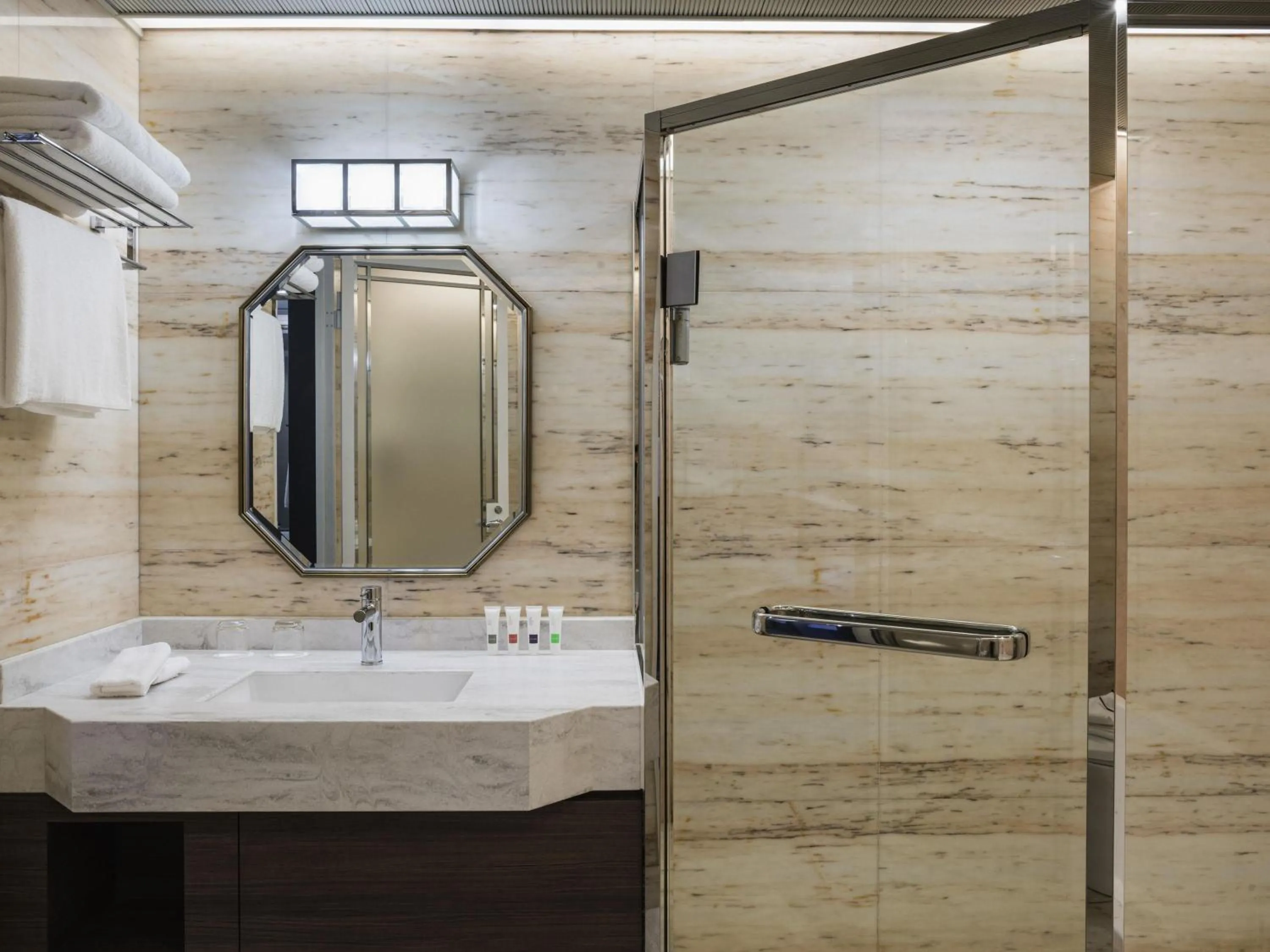 Bedroom in Swissotel Nankai Osaka