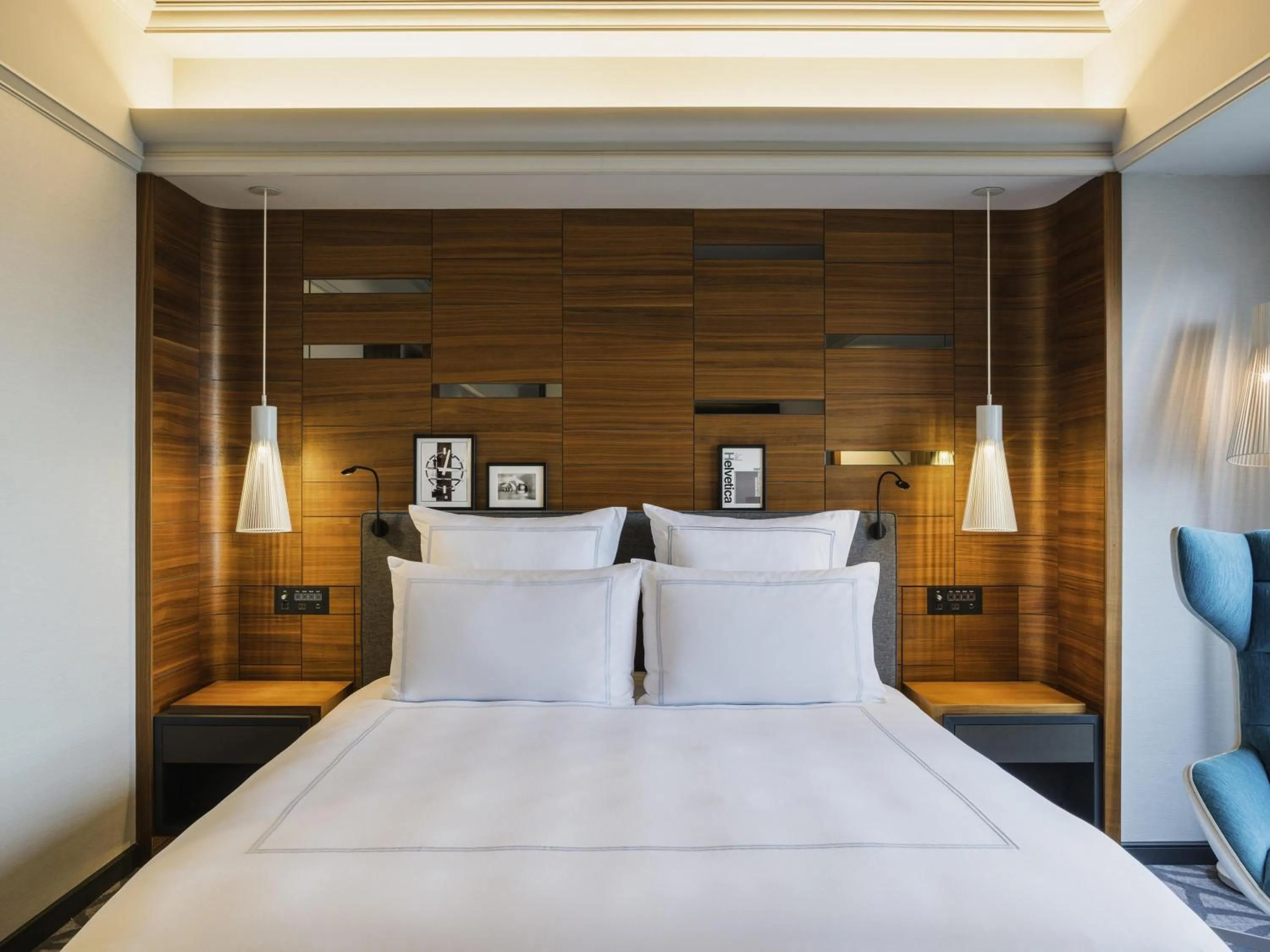 Photo of the whole room, Bed in Swissotel Nankai Osaka