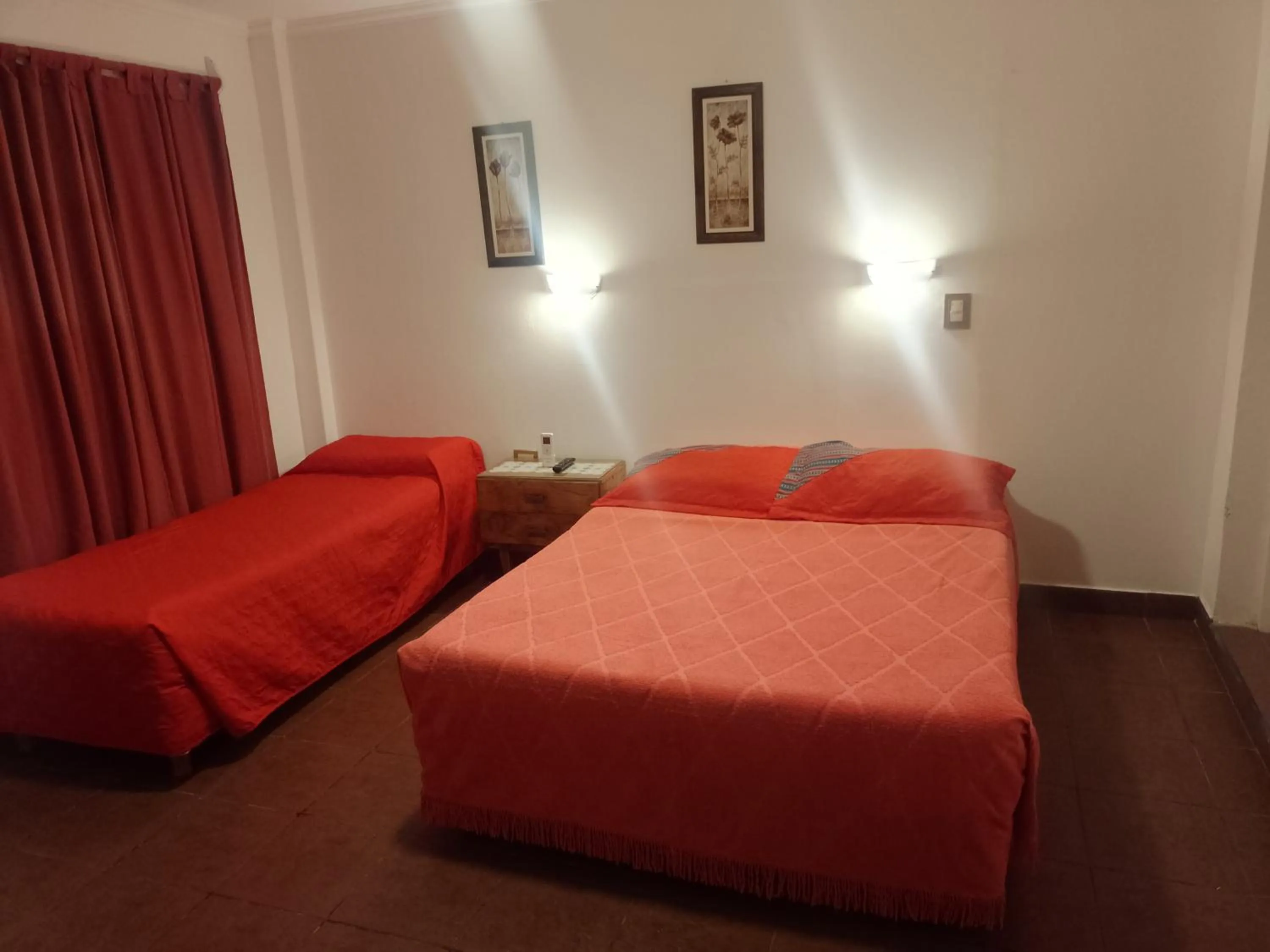 Bed in Hotel Residencial España