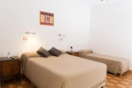 Bed in Hotel Residencial España