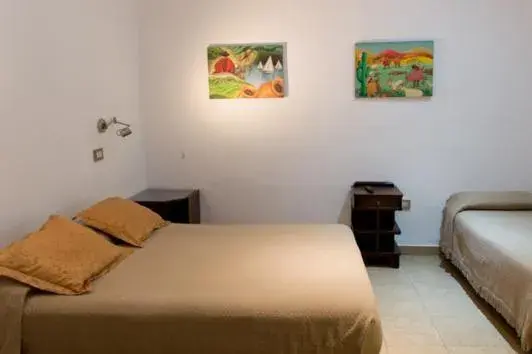 Family Room in Hotel Residencial España Family Room in Hotel Residencial España