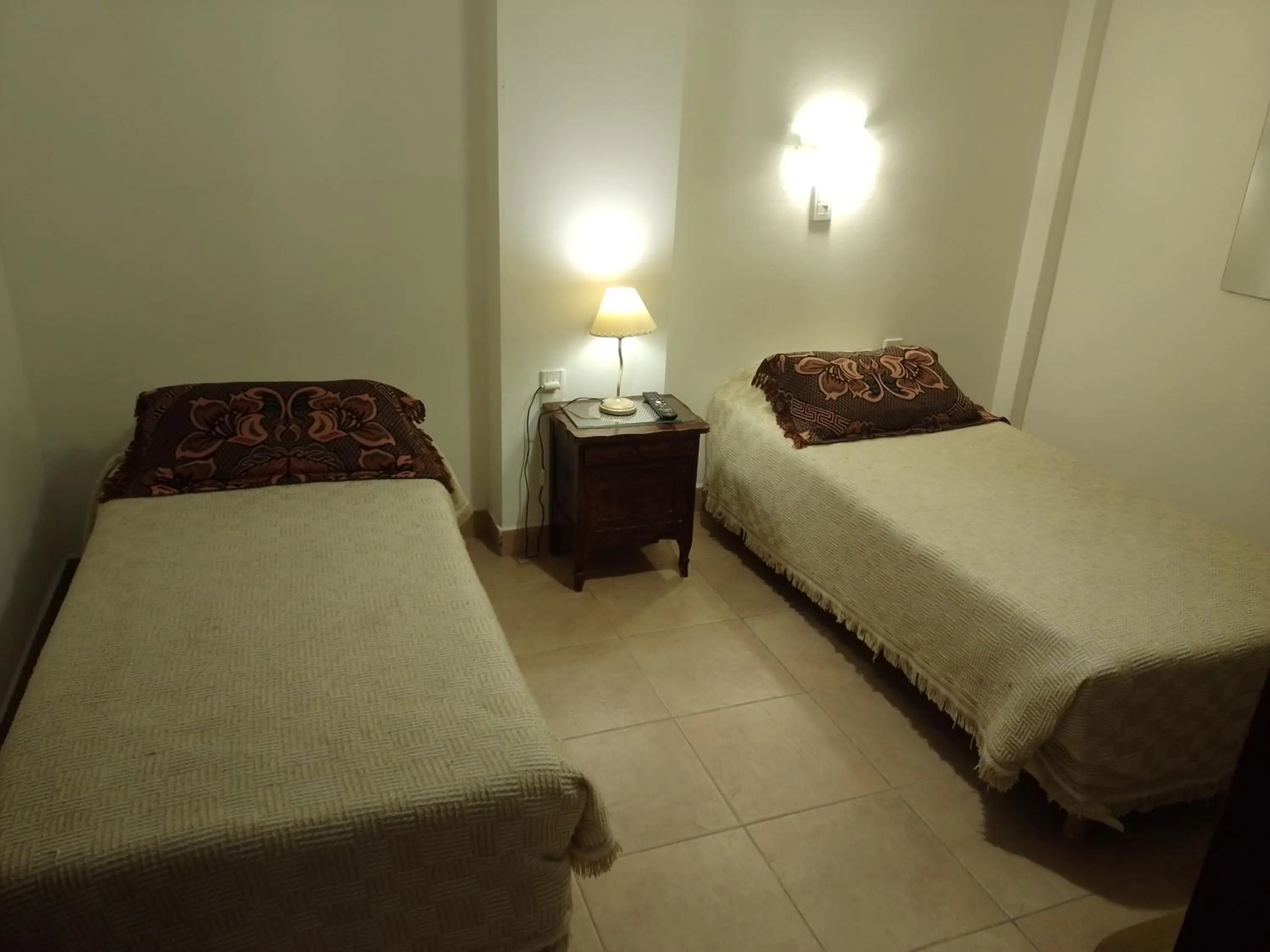 Bed in Hotel Residencial España