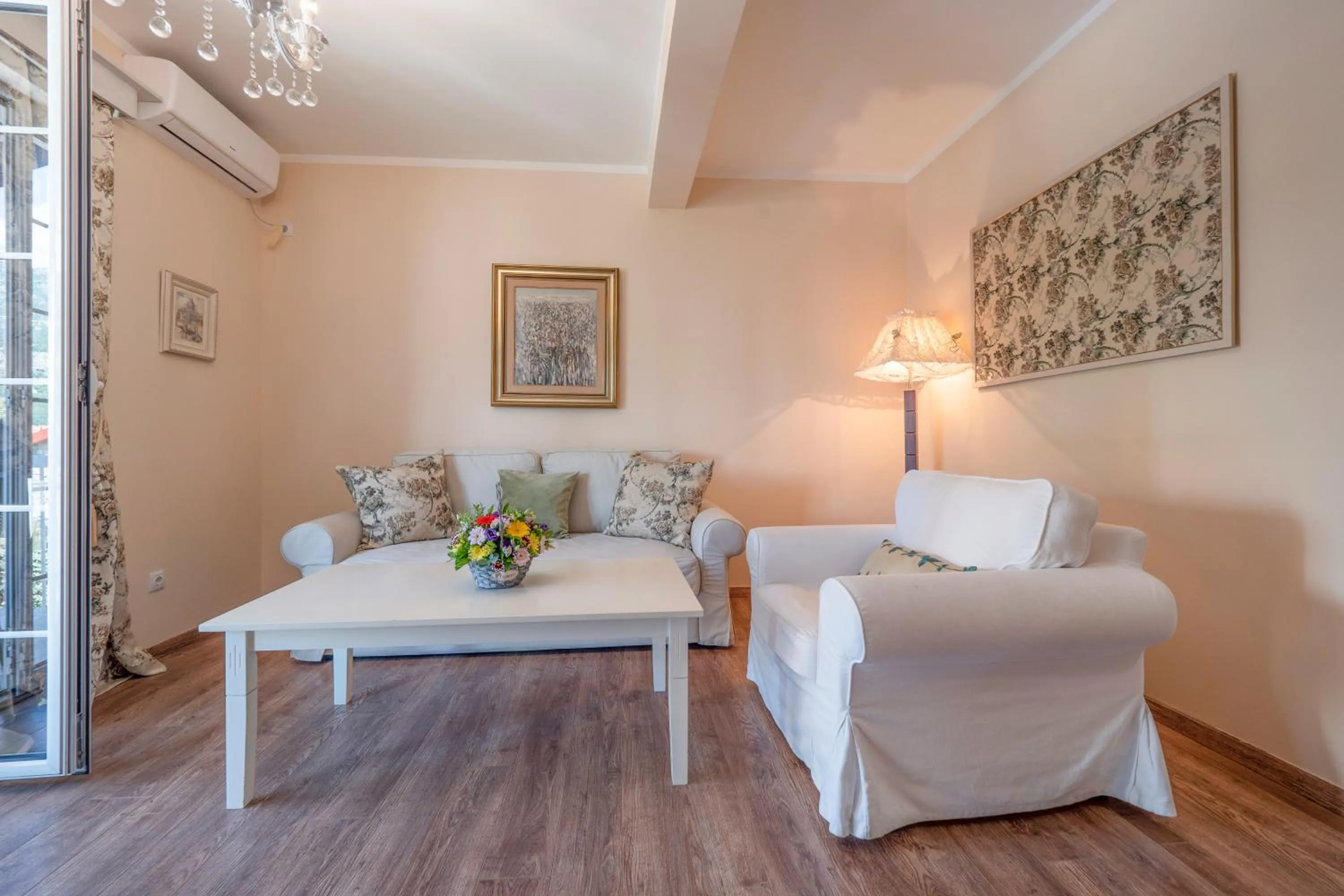 Living room in Marinero Apartments