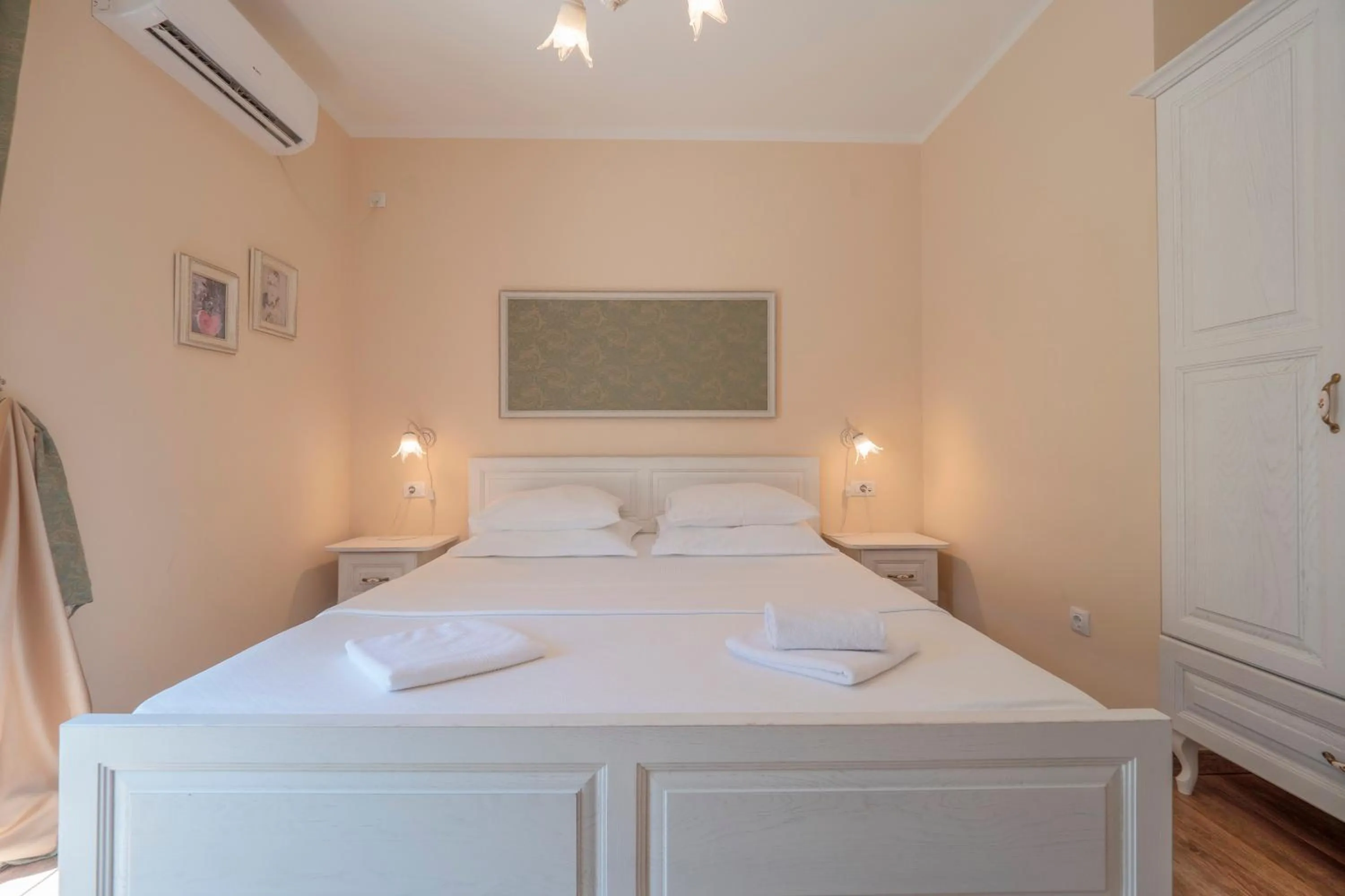 Bedroom, Bed in Marinero Apartments