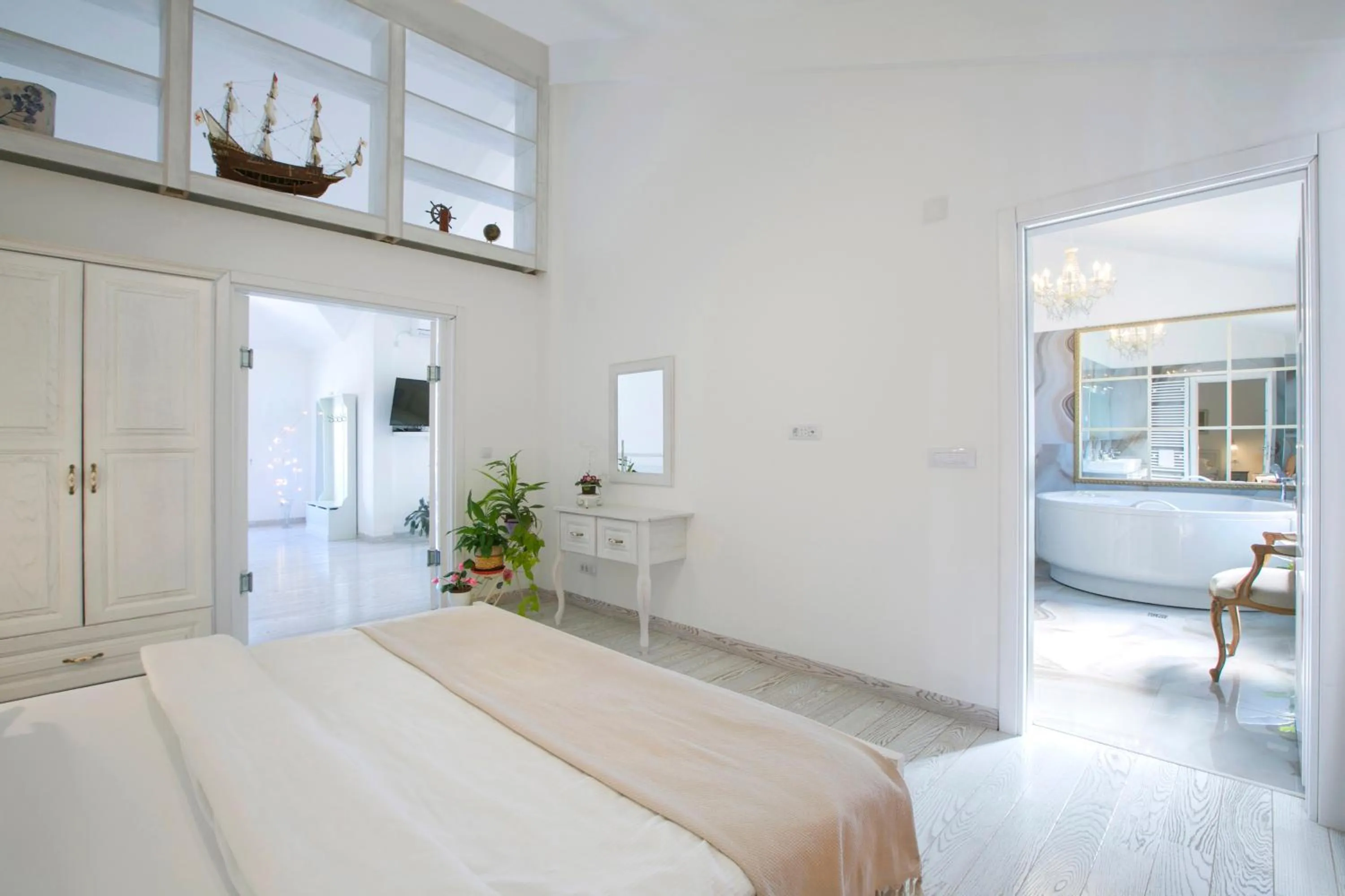 Bathroom, Bed in Marinero Apartments