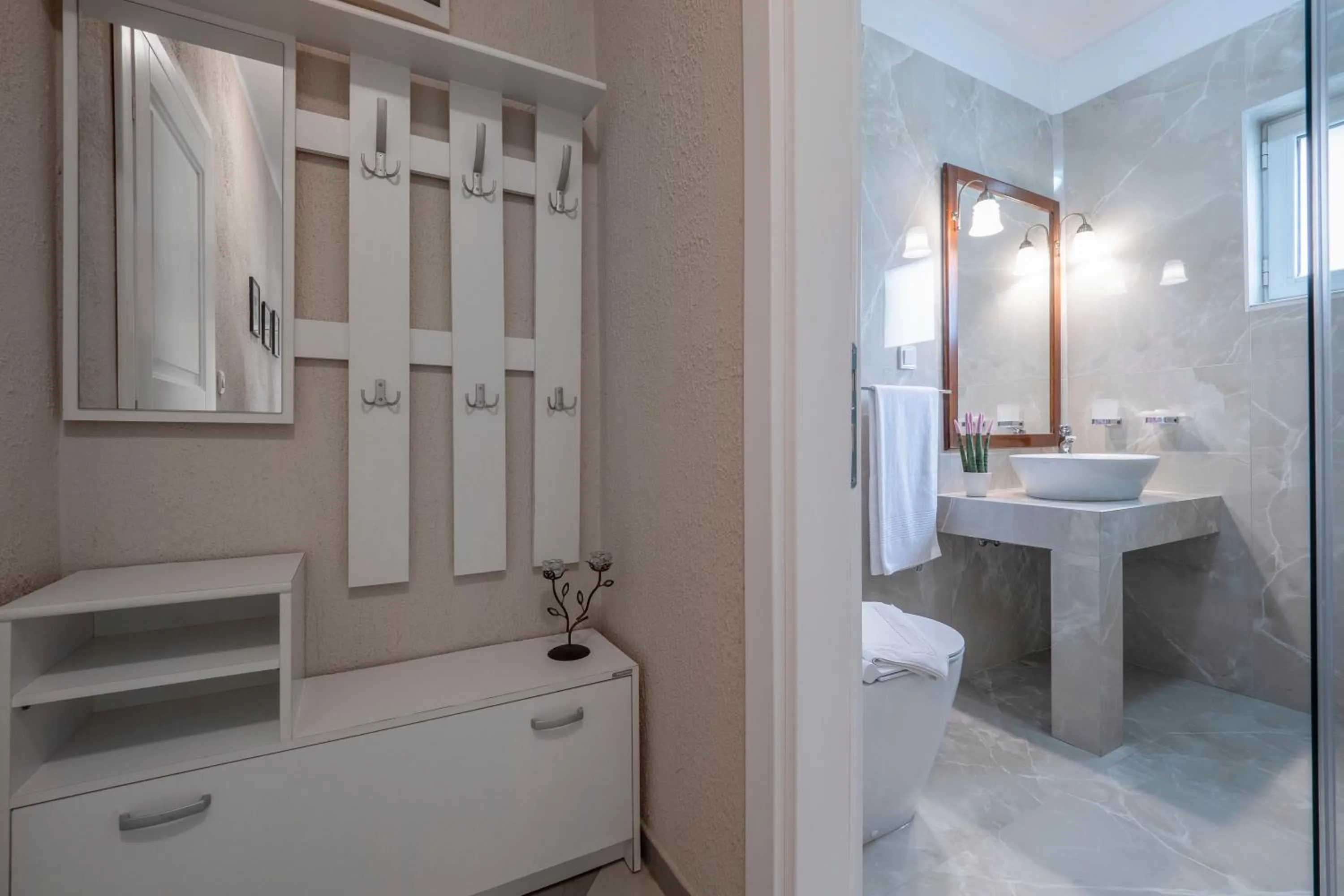 Bathroom in Marinero Apartments