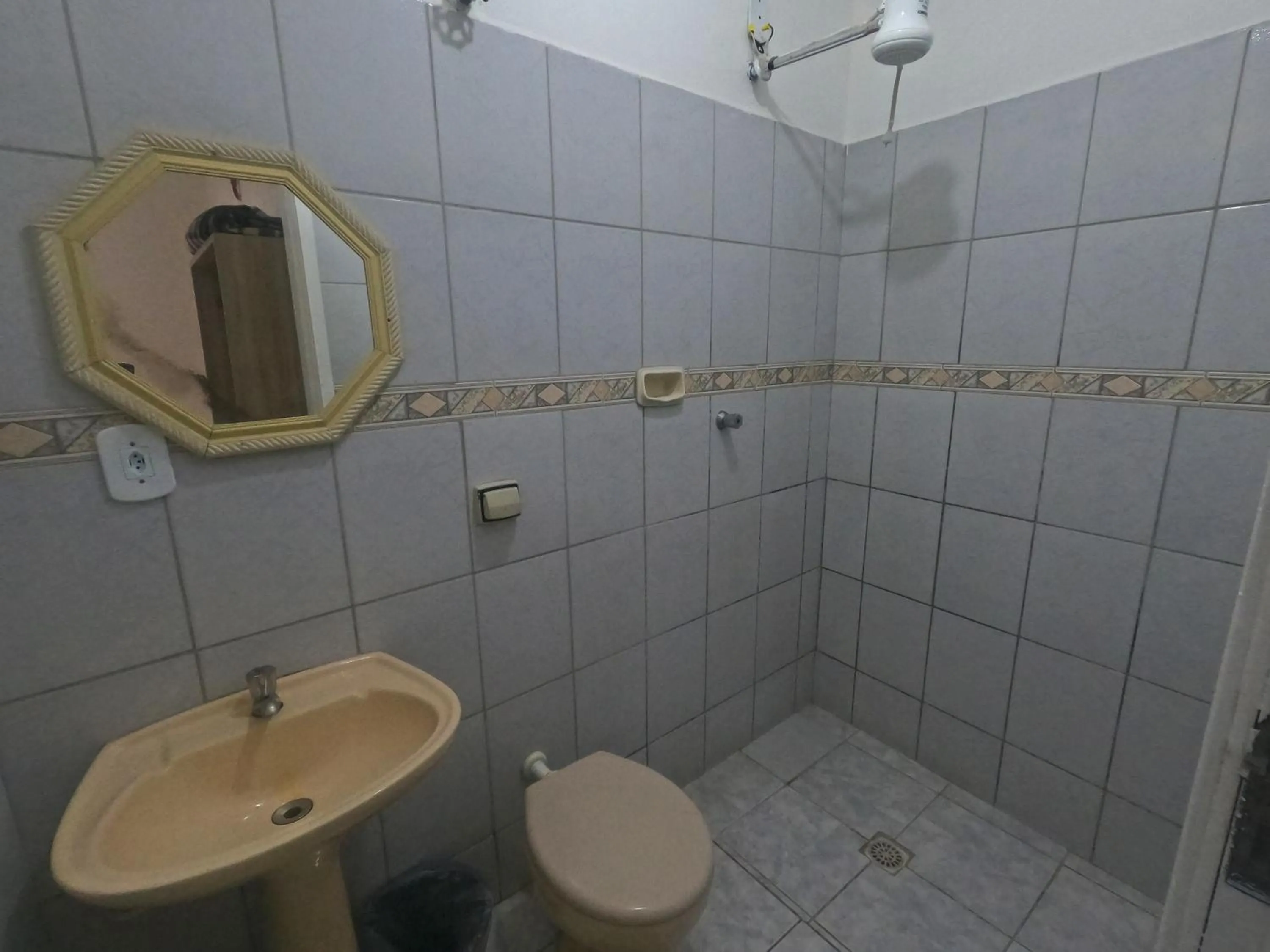 Bathroom in Hotel Mão de Fatima