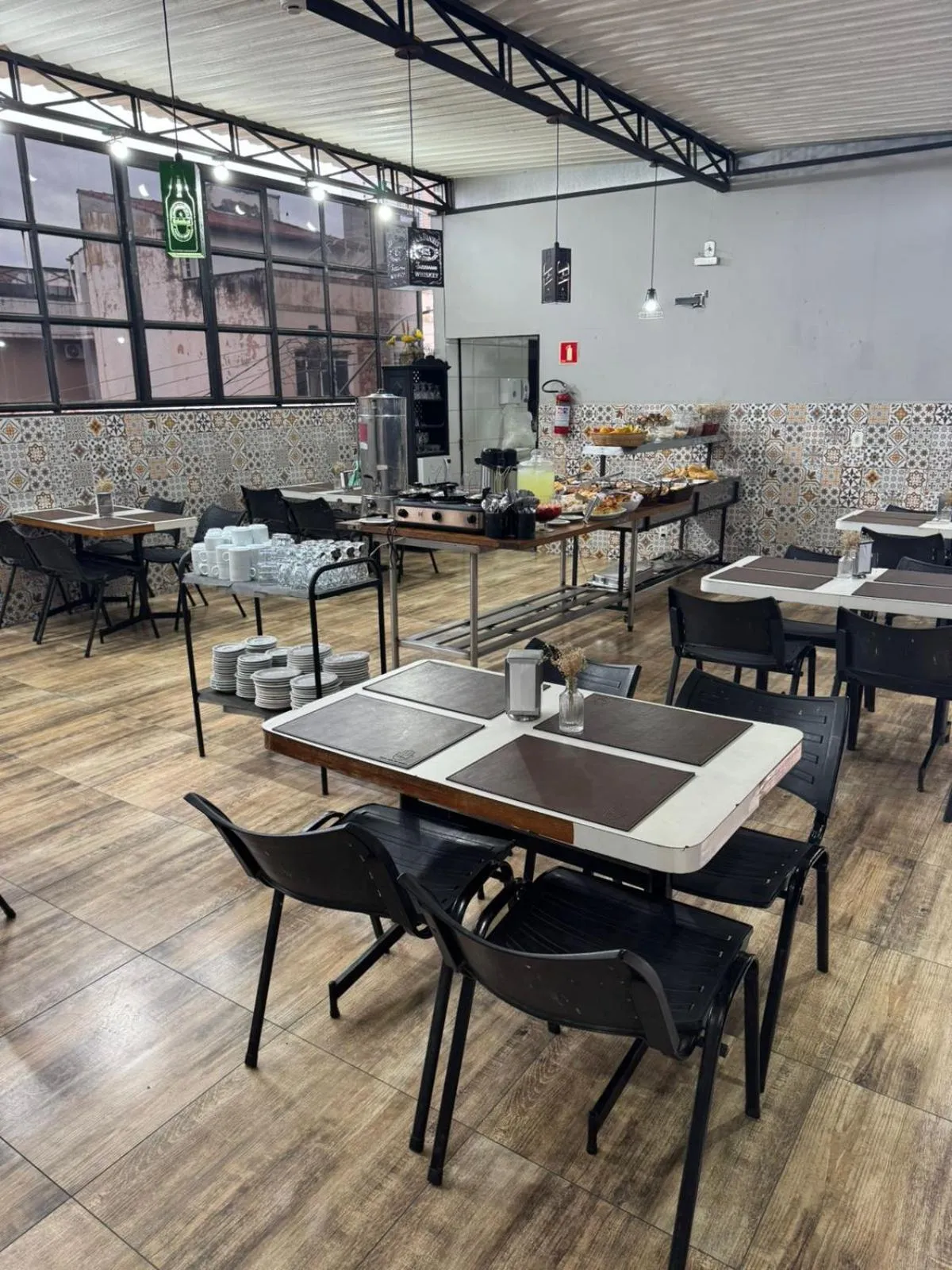 Restaurant/places to eat in Hotel Mão de Fatima