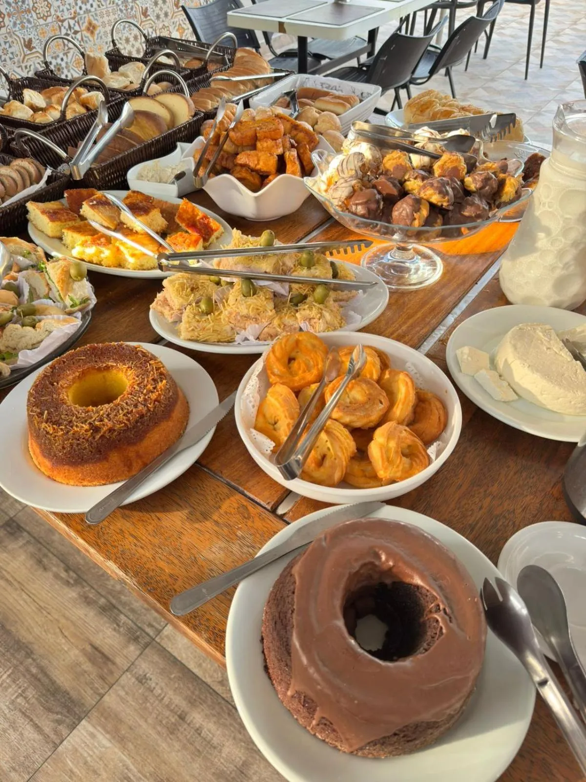 Buffet breakfast in Hotel Mão de Fatima