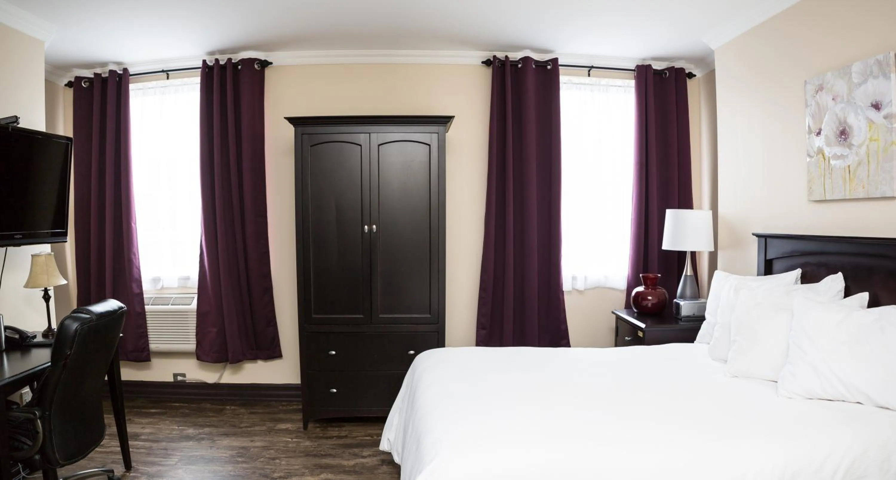 Photo of the whole room, Bed in Monastery Hotel