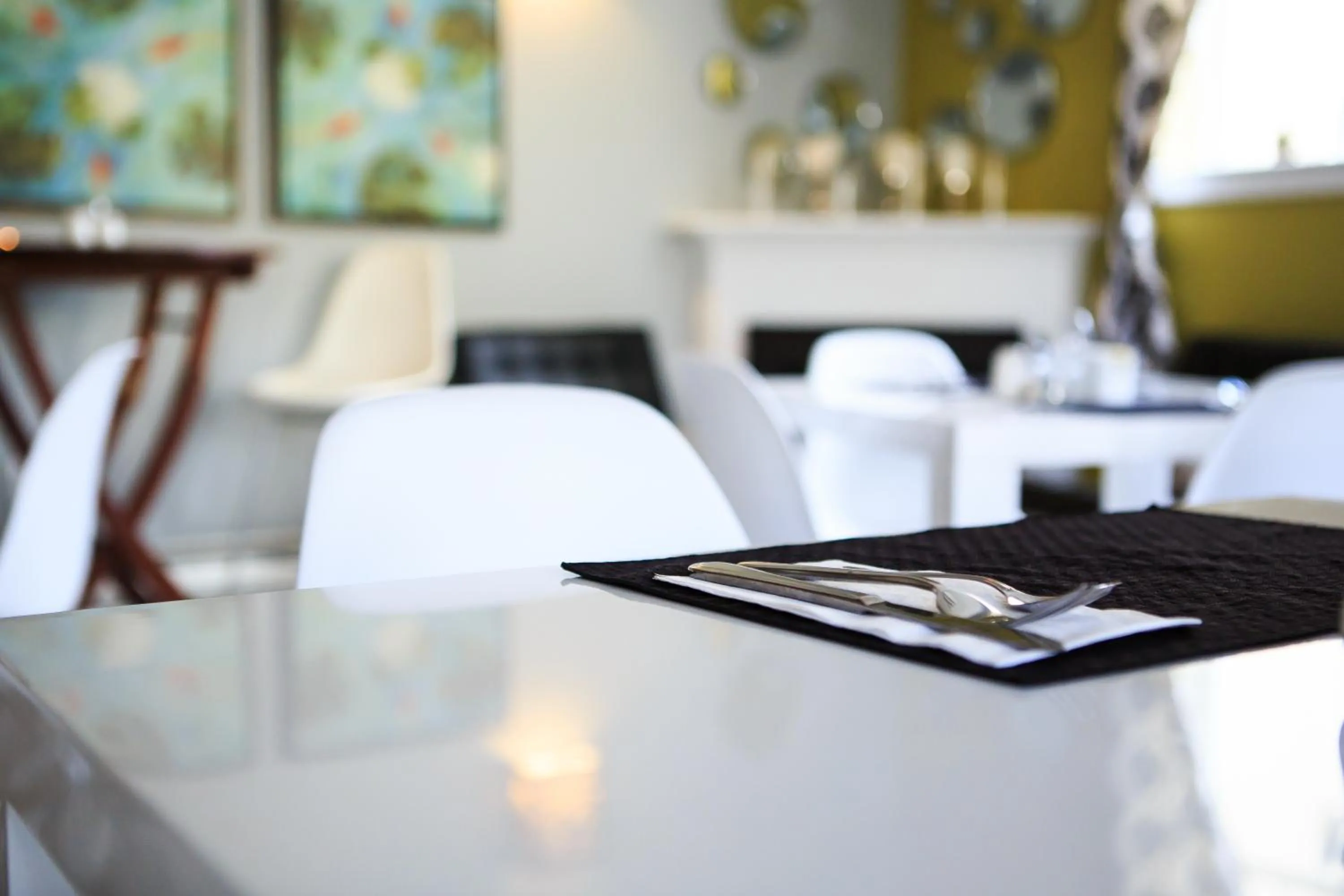 Restaurant/places to eat in Monastery Hotel